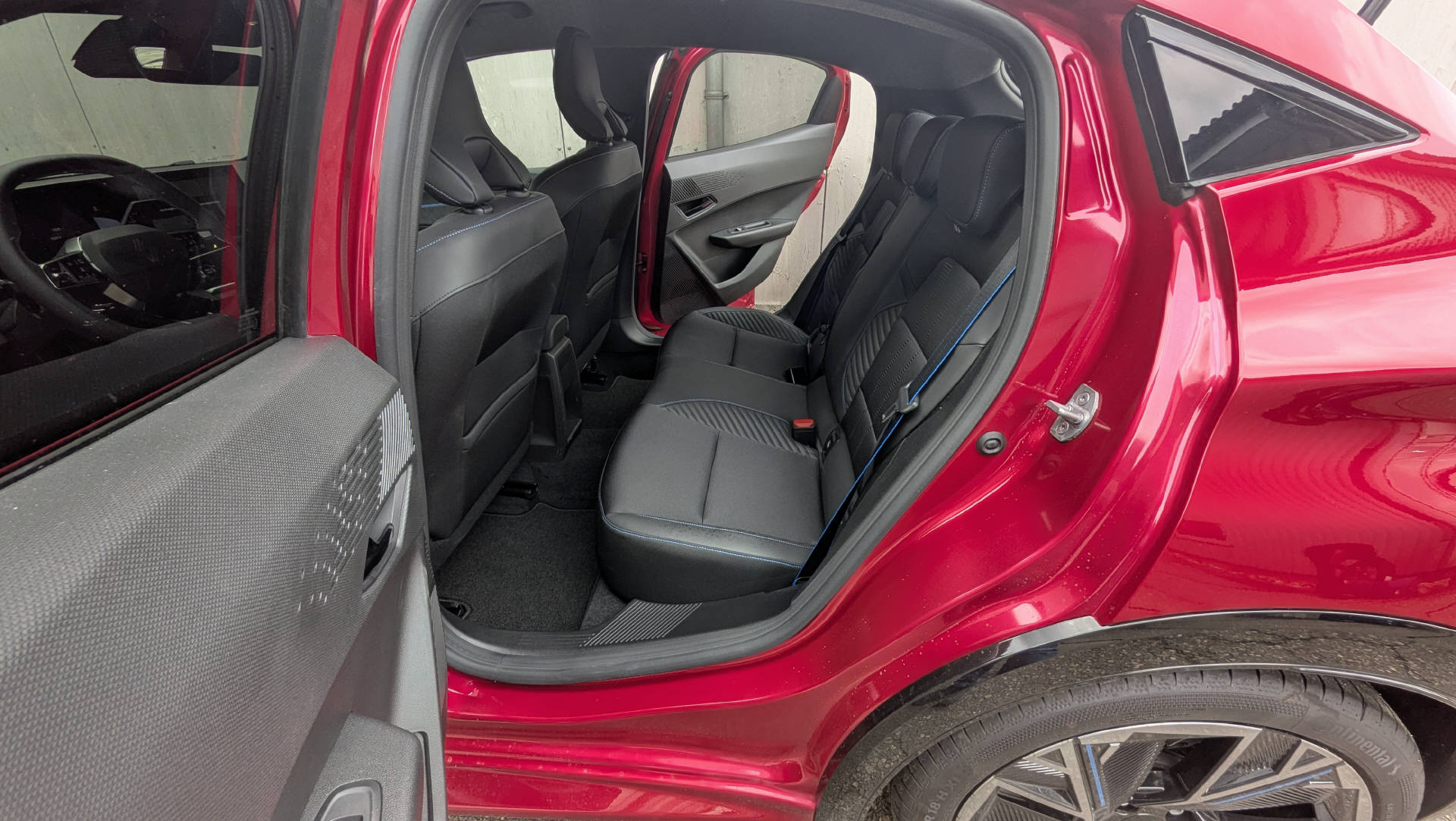 RENAULT Clio 1.8 E-Tech esprit Alpine-image-9