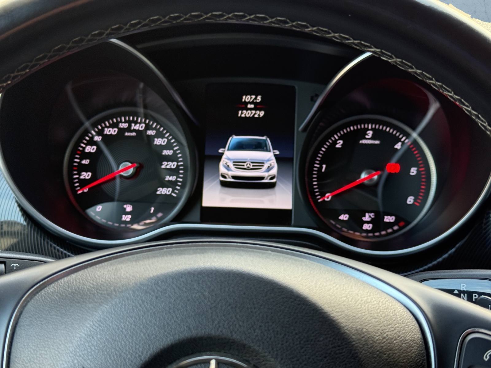 MERCEDES-BENZ V 250 d lang 4Matic 7G-Tronic *CH-FZG*-image-8