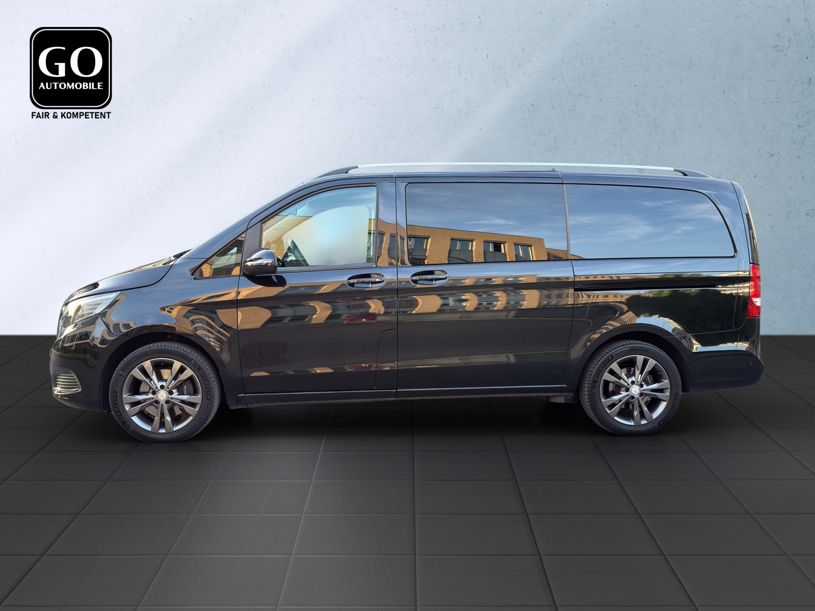 MERCEDES-BENZ V 250 d lang 4Matic 7G-Tronic *CH-FZG*-showroom-element-3
