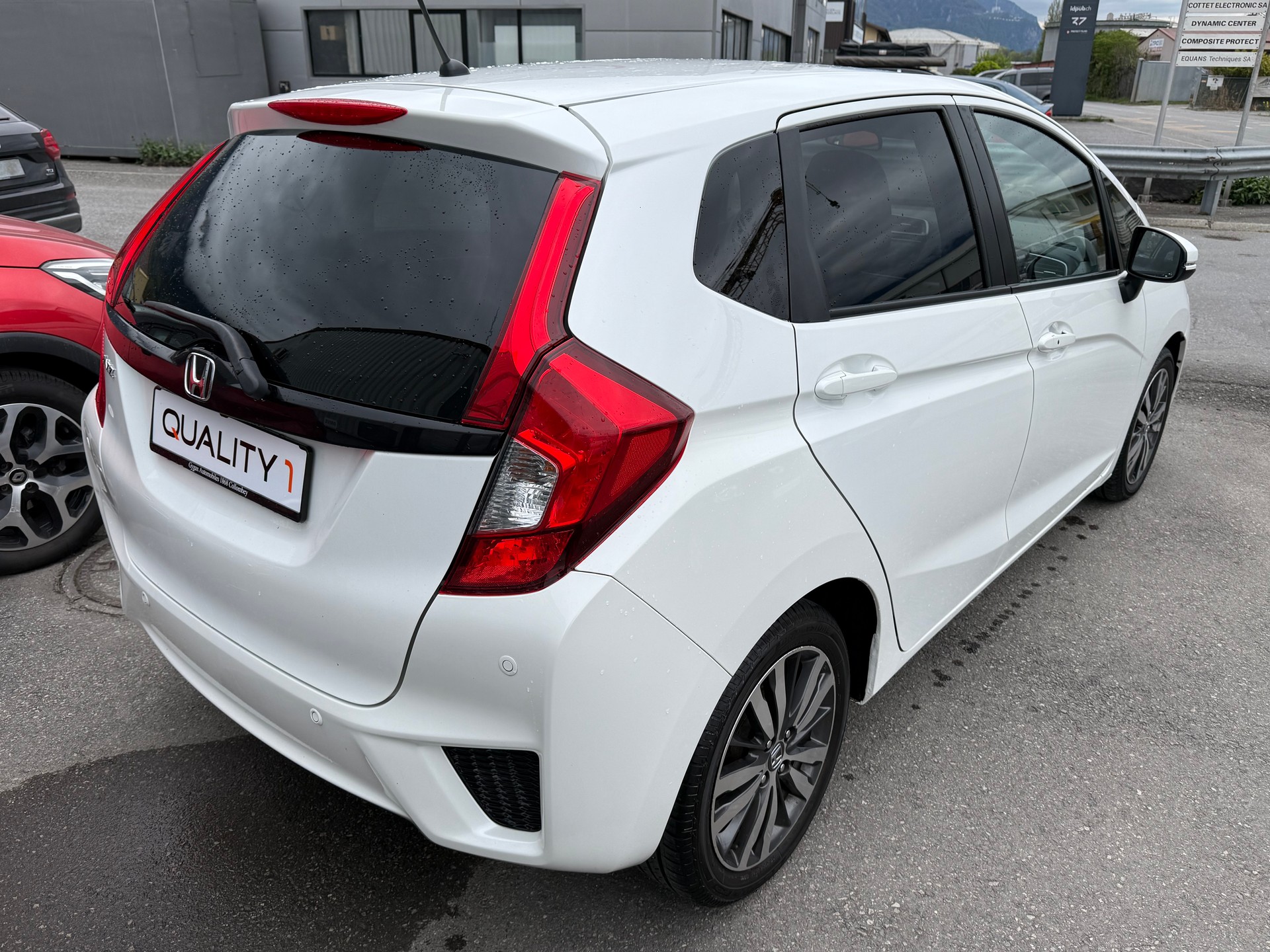 HONDA Jazz 1.3i-VTEC Elegance-image-2
