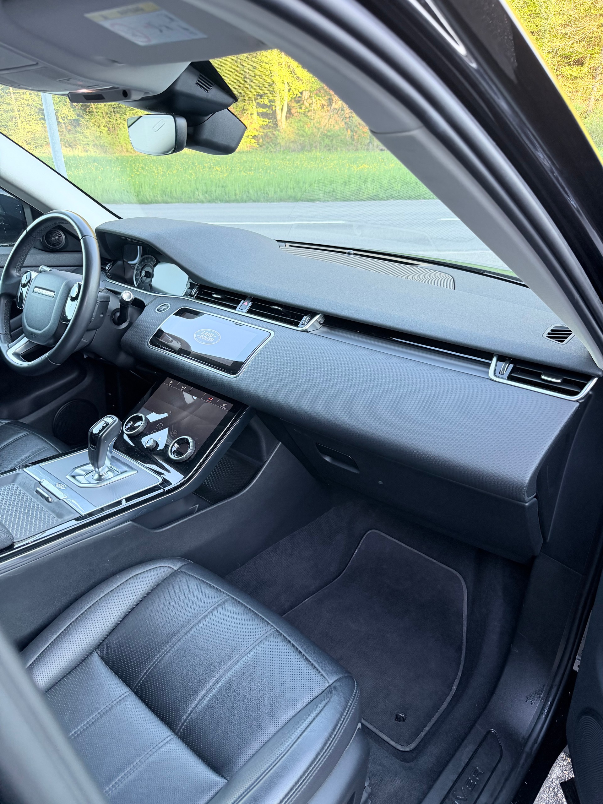 LAND ROVER Range Rover Evoque D 180 S AT9-image-9