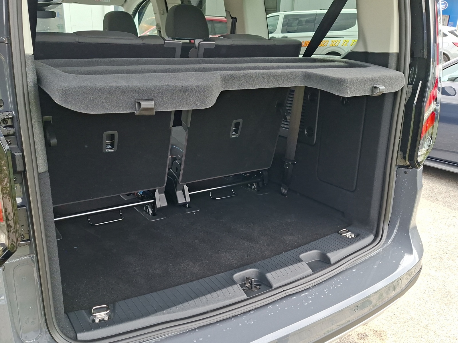 FORD Tourneo Connect 1.5 PHEV Active Automatique-image-8