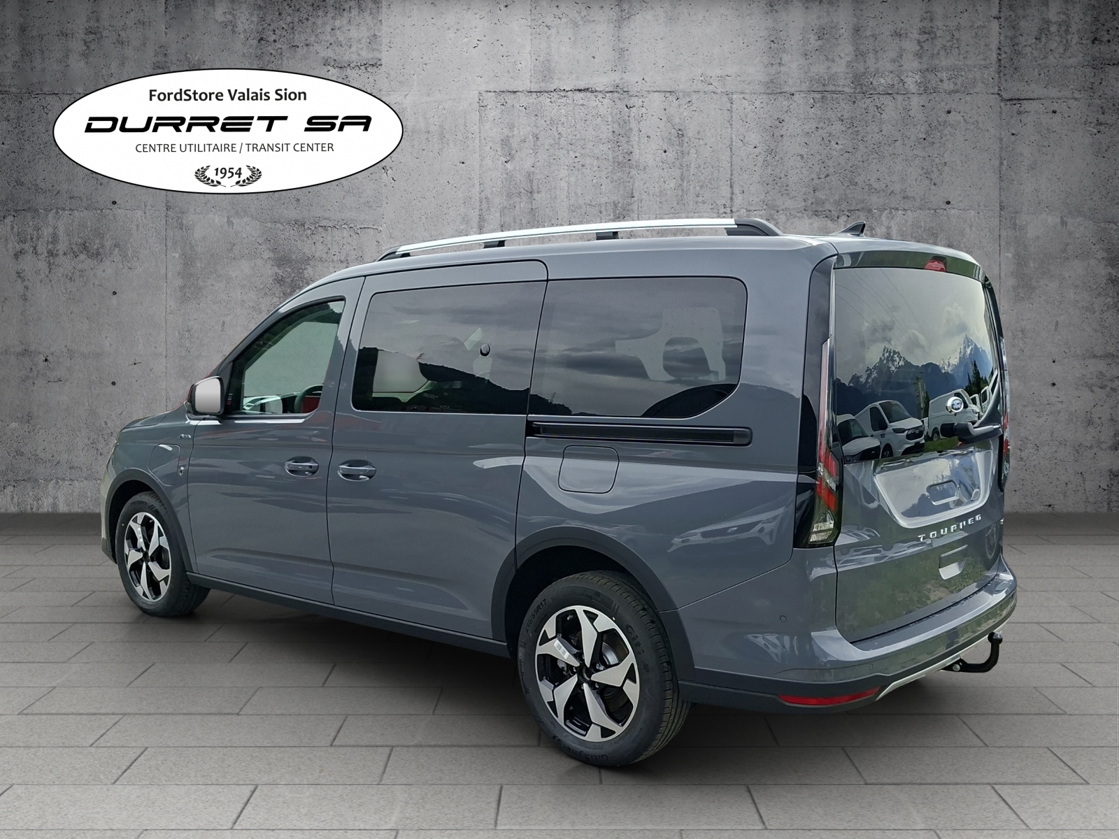 FORD Tourneo Connect 1.5 PHEV Active Automatique-image-1