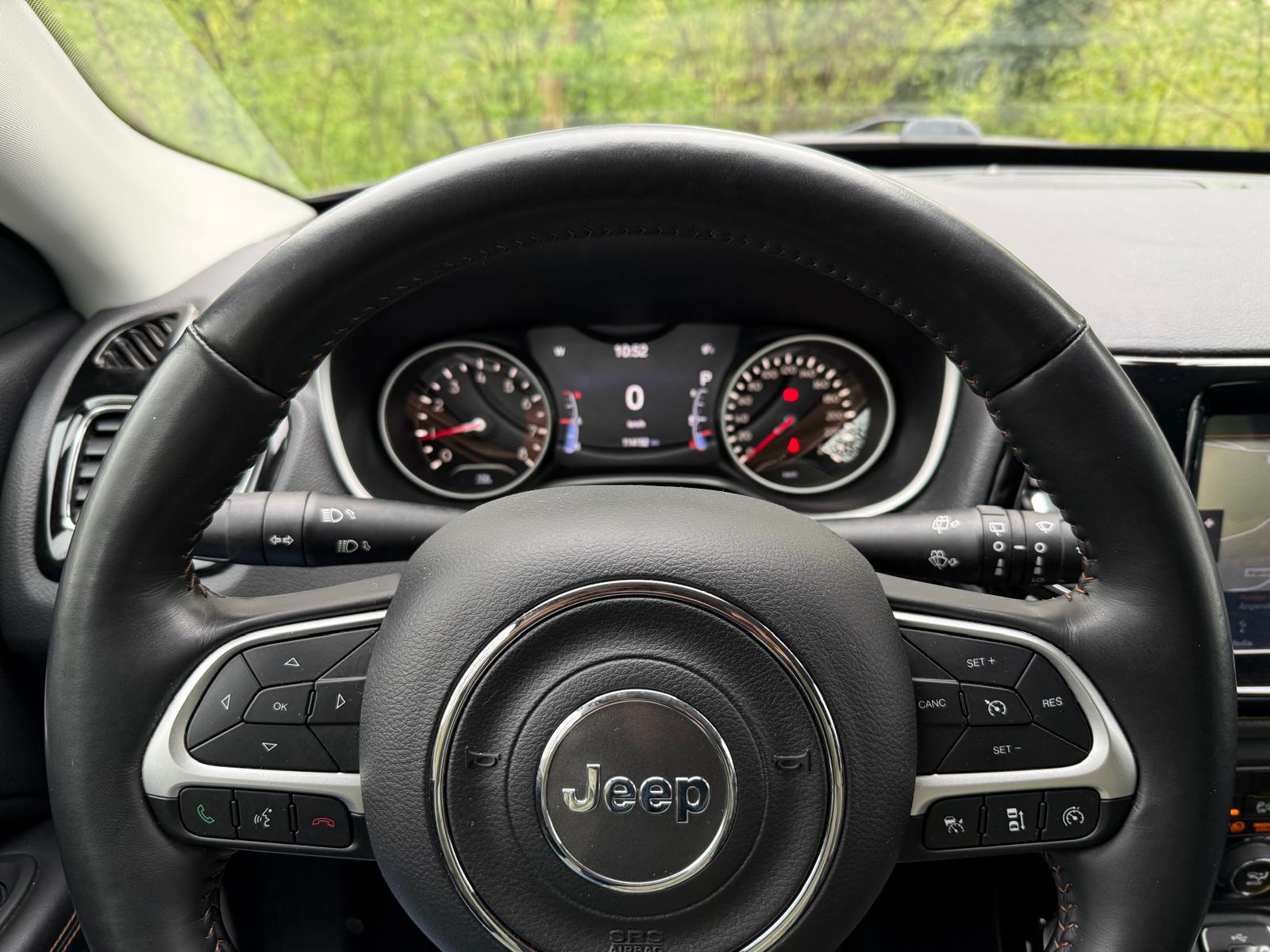 JEEP Compass 1.4 Turbo Limited AWD 9ATX-image-9