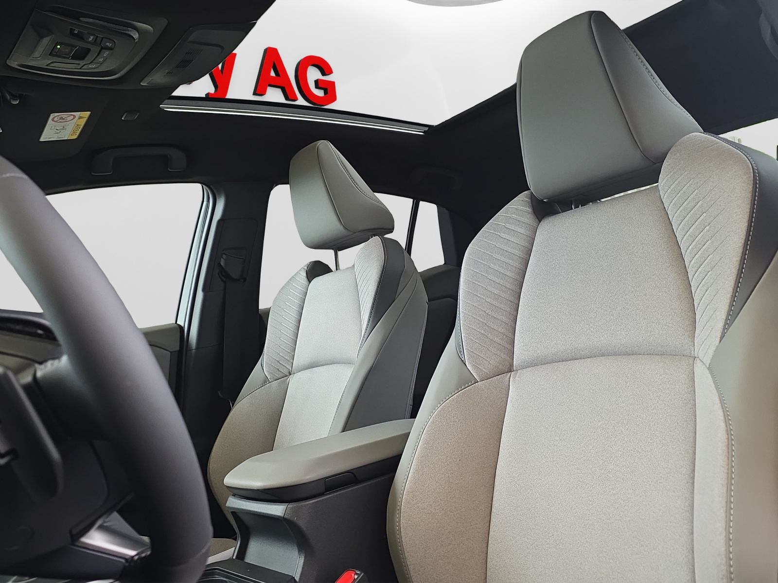 TOYOTA C-HR+ Premium AWD-image-13