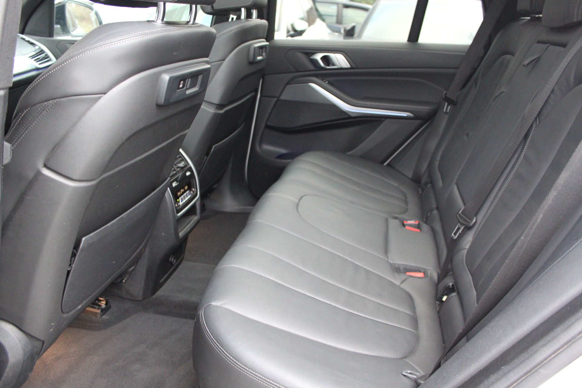 BMW X5 xDrive 40d M Sport-image-14