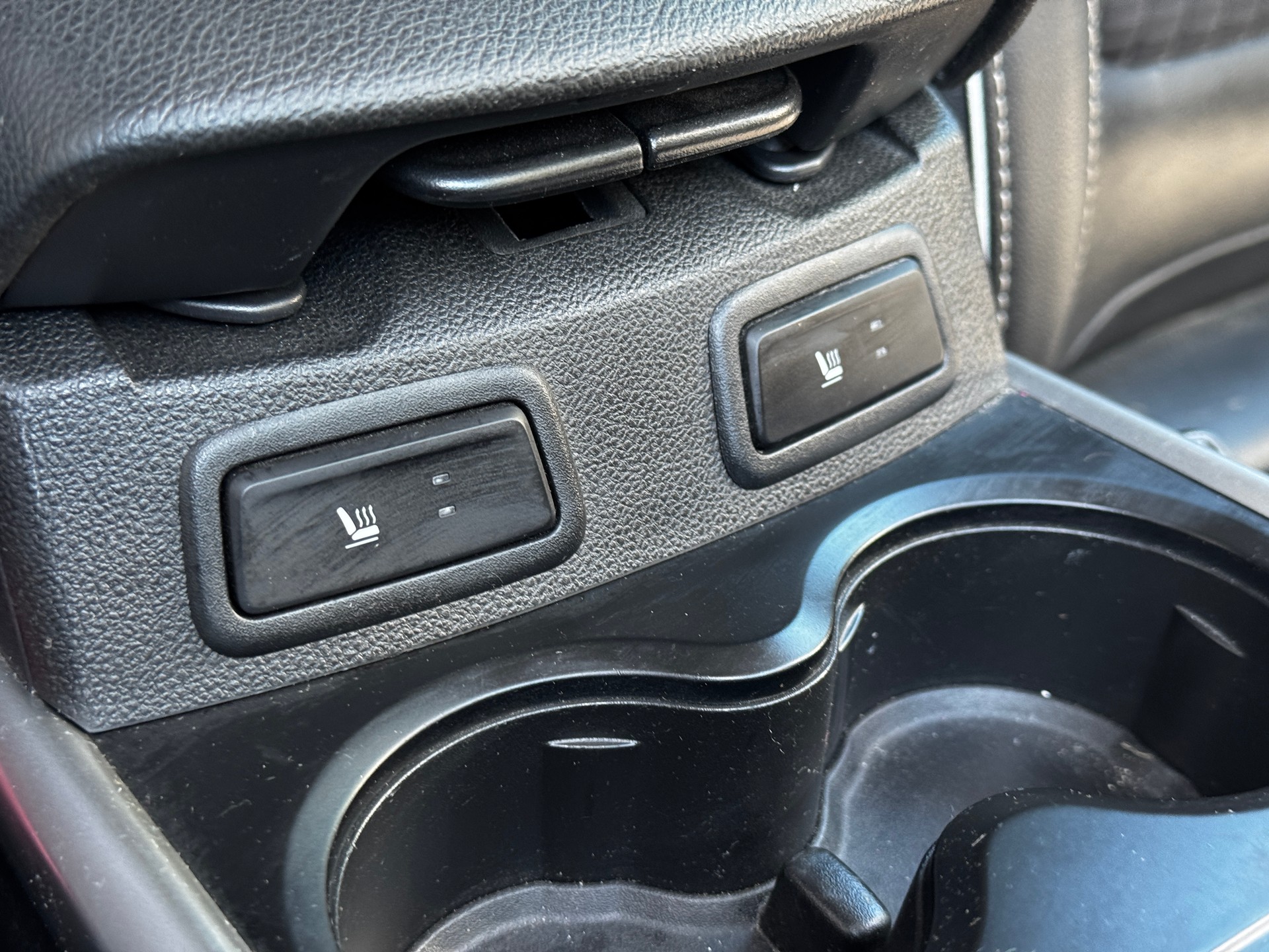 RENAULT Kadjar 1.2 16V Turbo Bose EDC-image-12