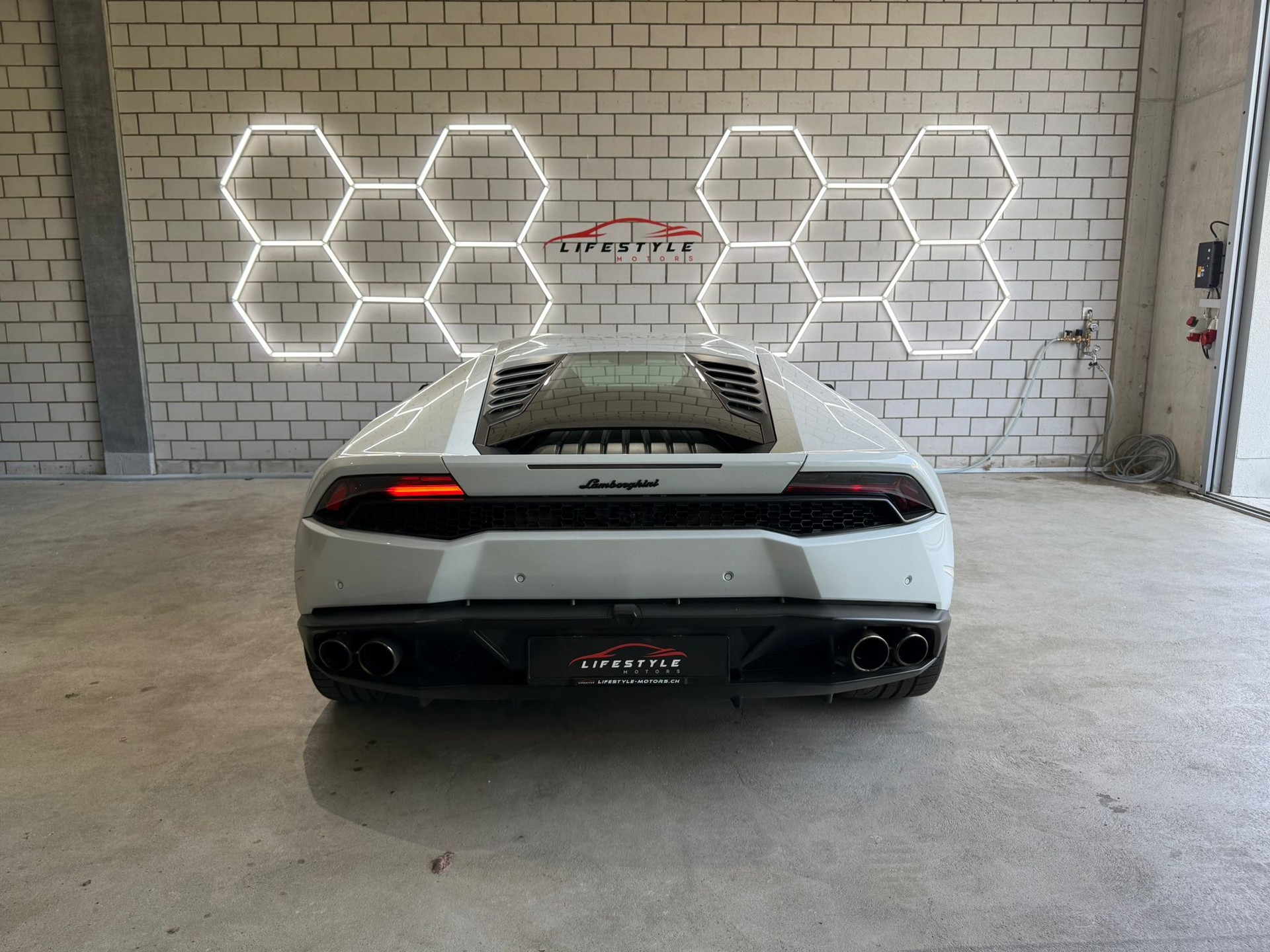 LAMBORGHINI Huracan LP610-4 Coupé DCT CH-Fahrzeug-image-3