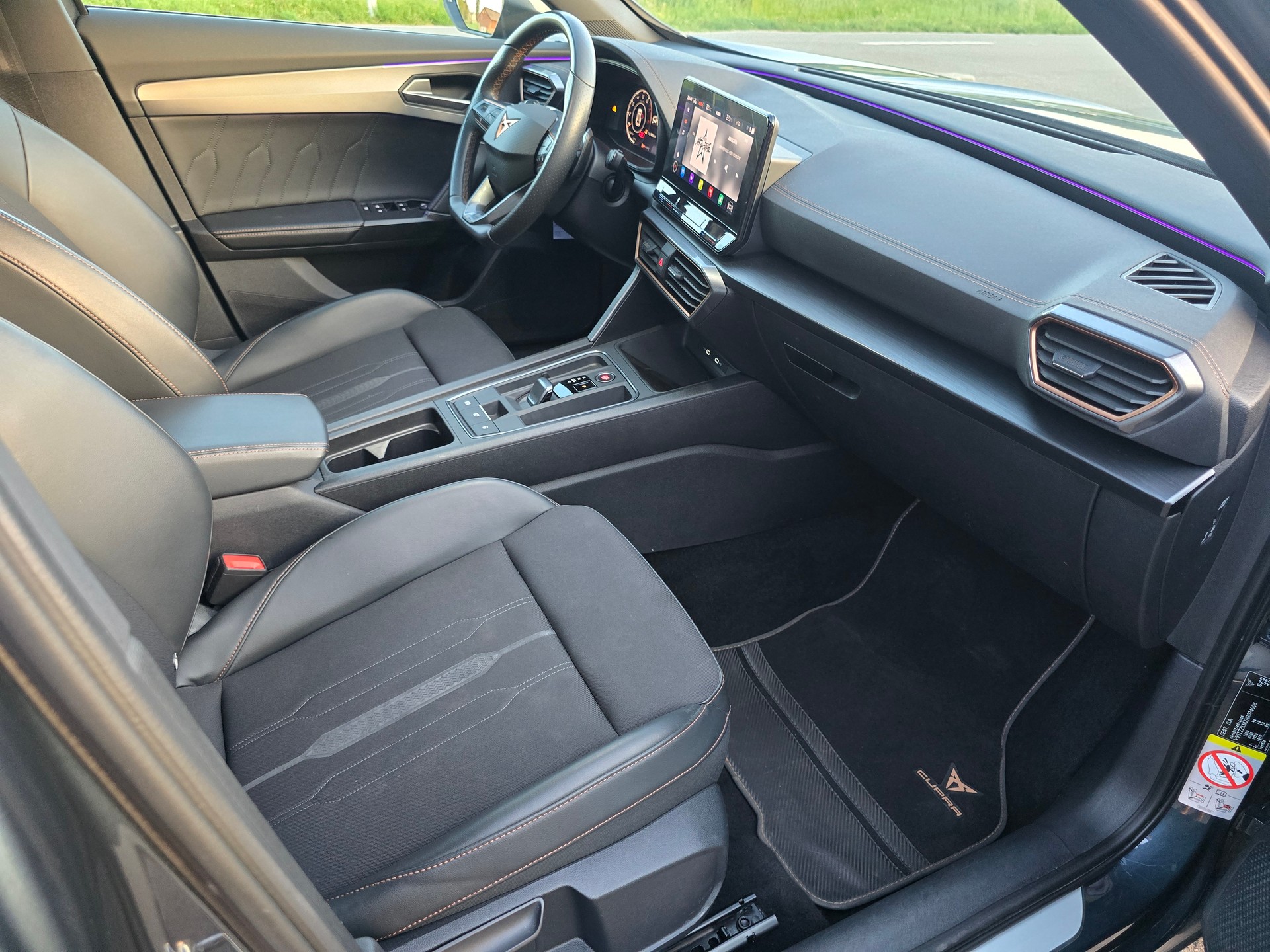 CUPRA Formentor 1.5 TSI Inicio DSG*TOP-ZUSTAND*Frsch ab MFK"Frisch ab Service*Anhängerkupplung-image-10