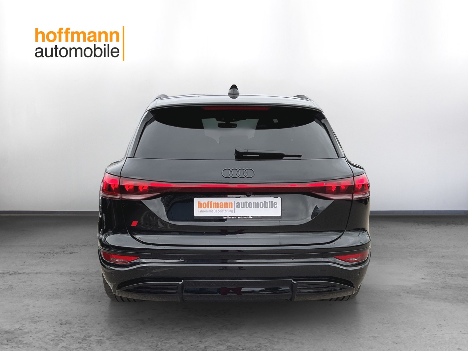 AUDI SQ6 e-tron quattro-image-4
