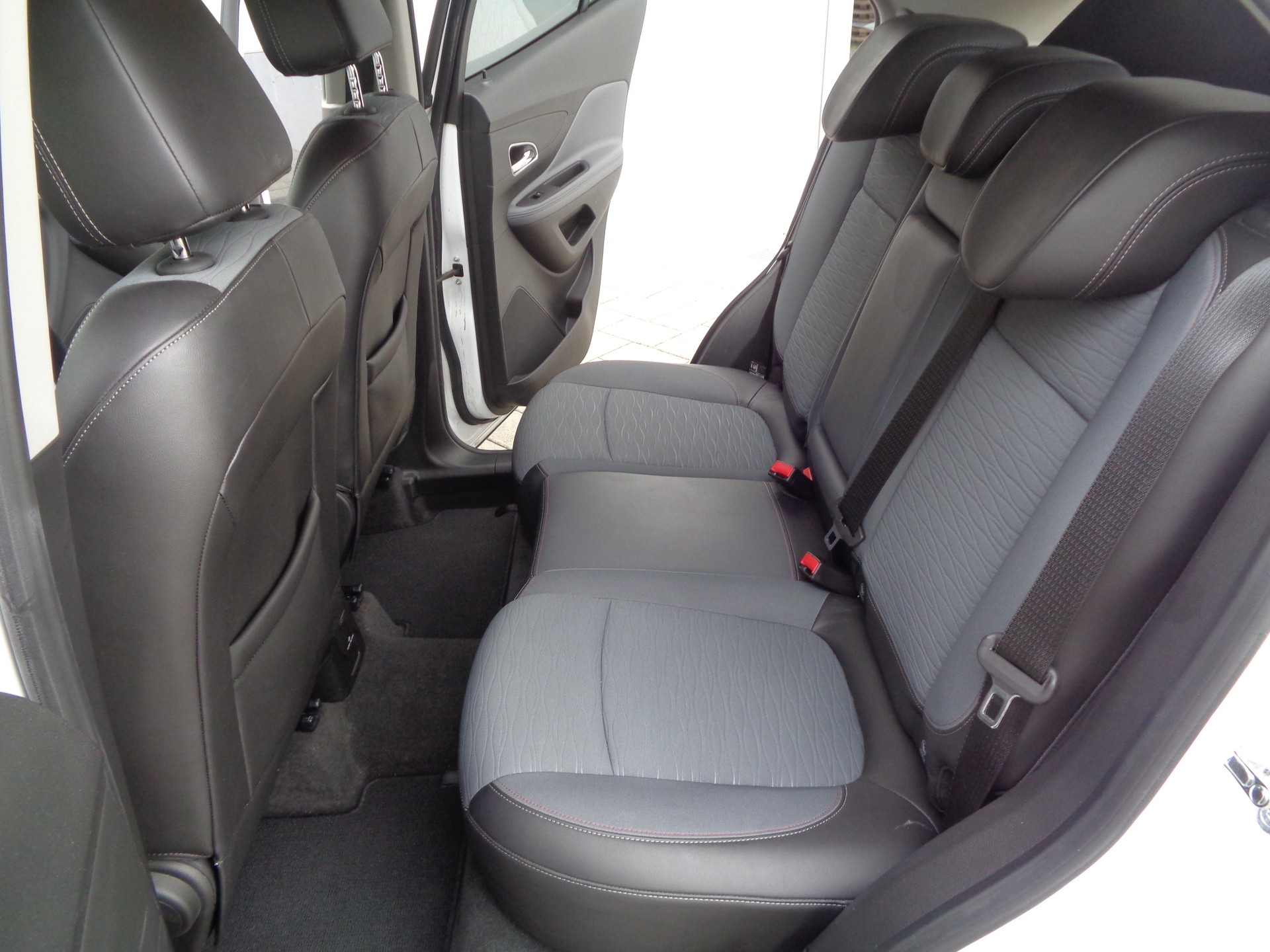 OPEL Mokka 1.4i 16V Turbo Cosmo 2WD Automatik-image-10