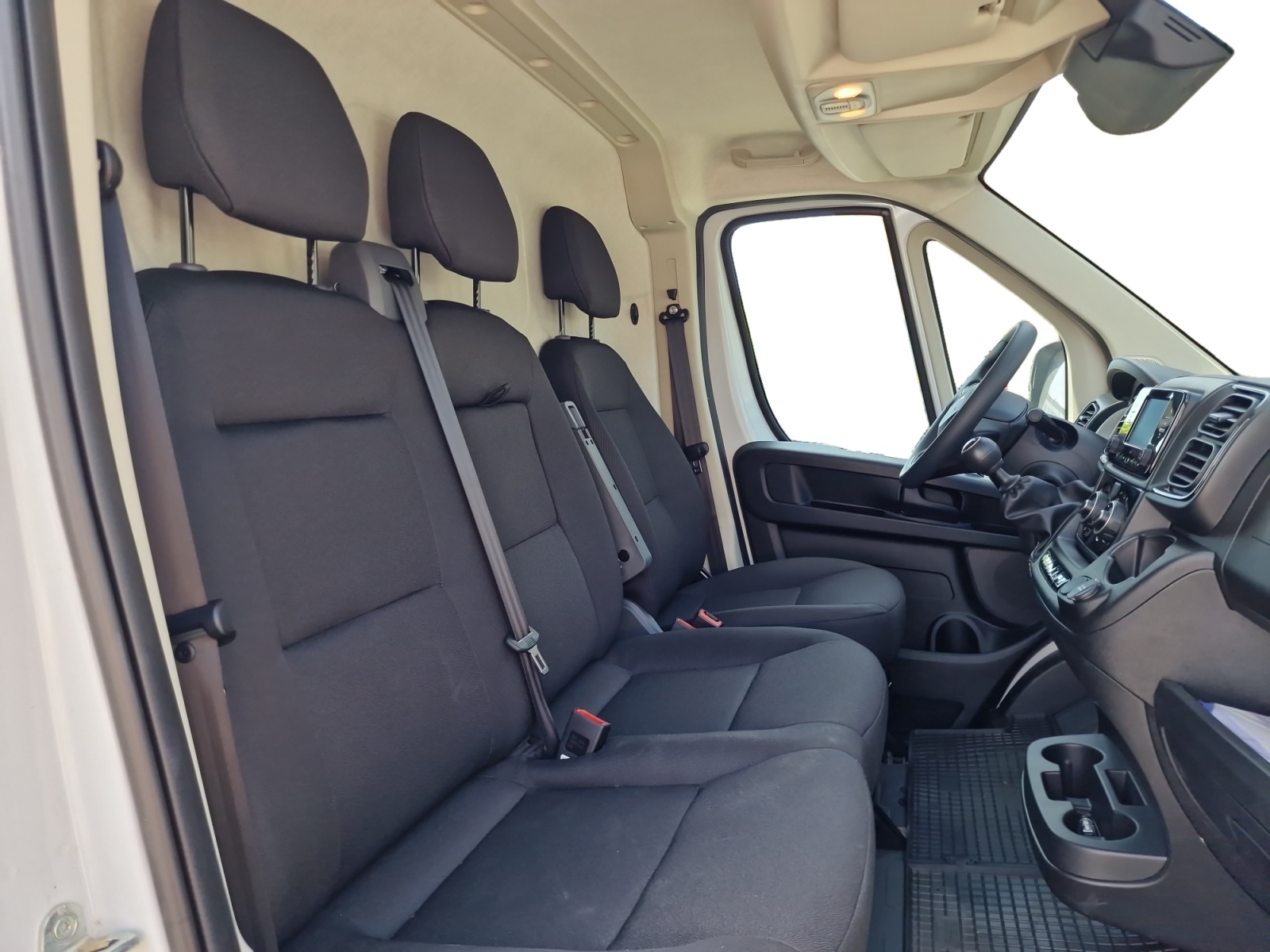 FIAT Ducato 35 L2H1 Nutzlast 1385kg-image-11