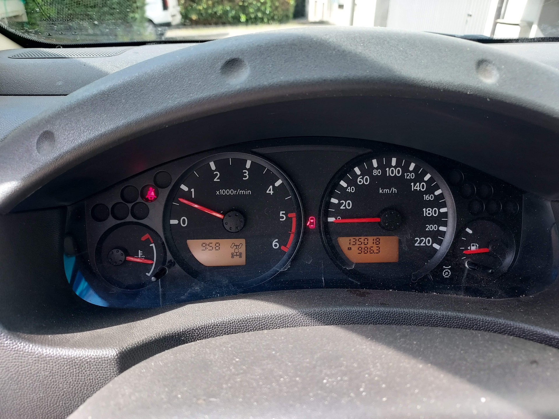 NISSAN NAVARA-image-7