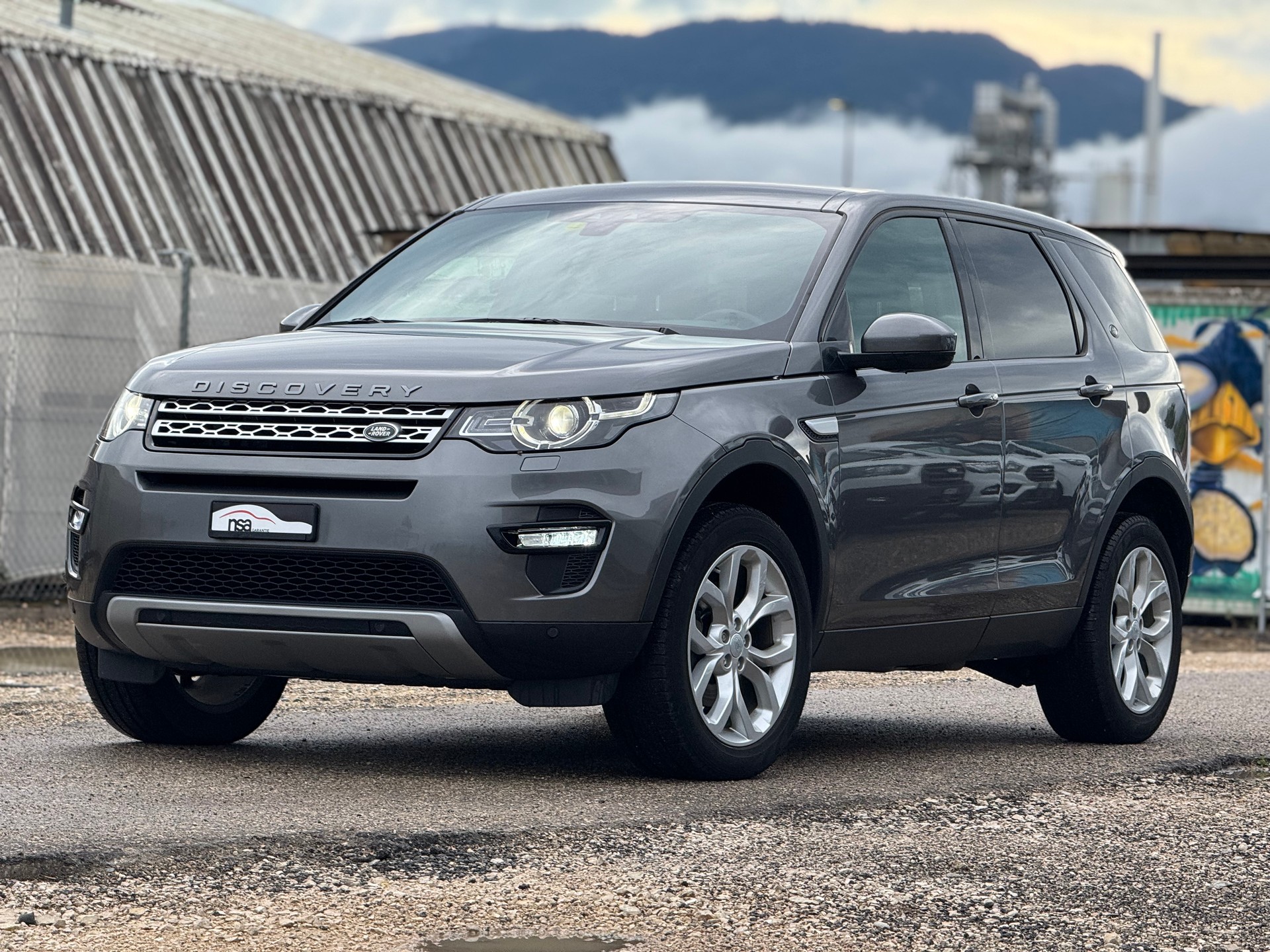 LAND ROVER Discovery Sport 2.0 TD4 HSE AT9