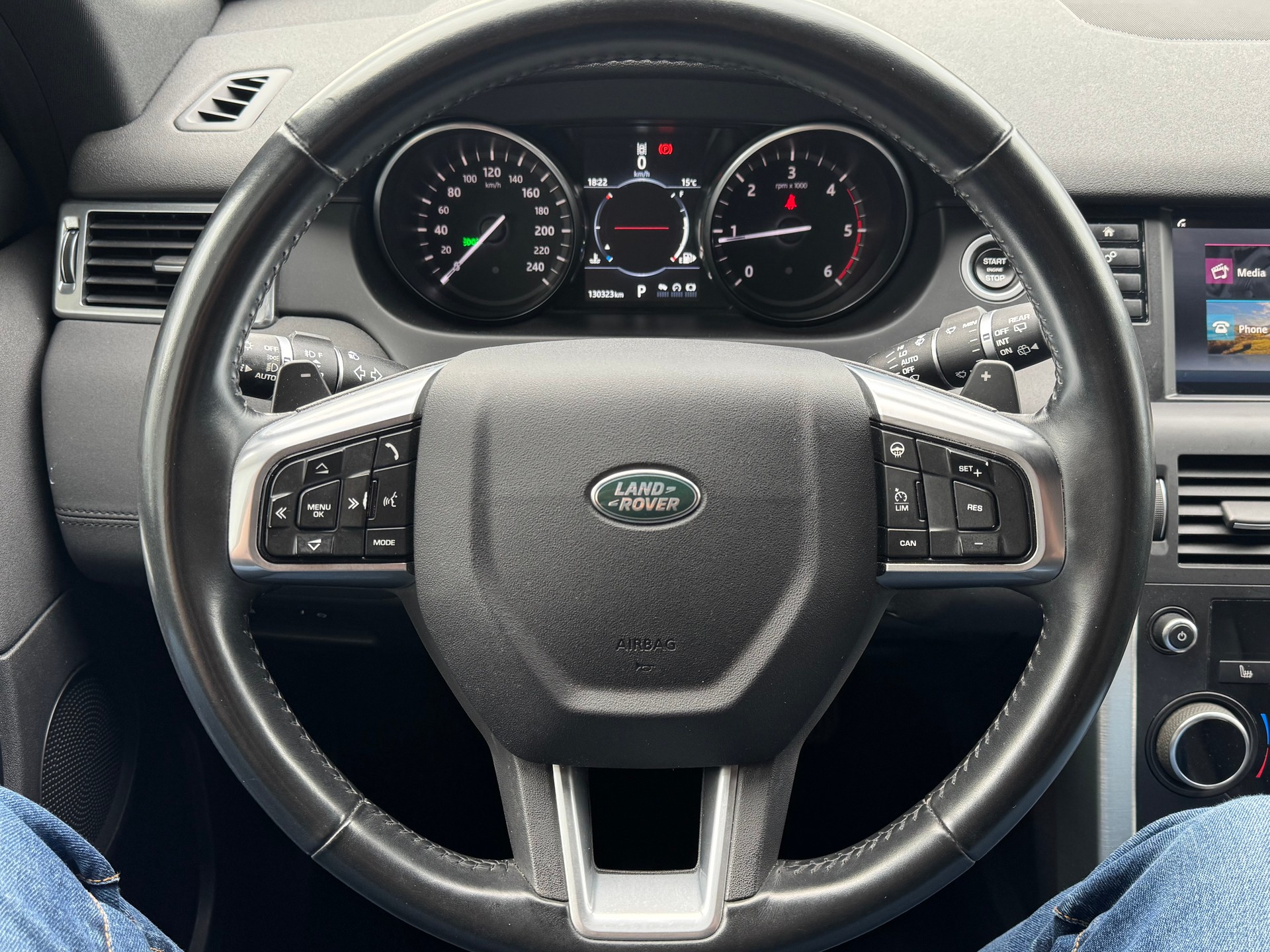 LAND ROVER Discovery Sport 2.0 TD4 HSE AT9-image-12