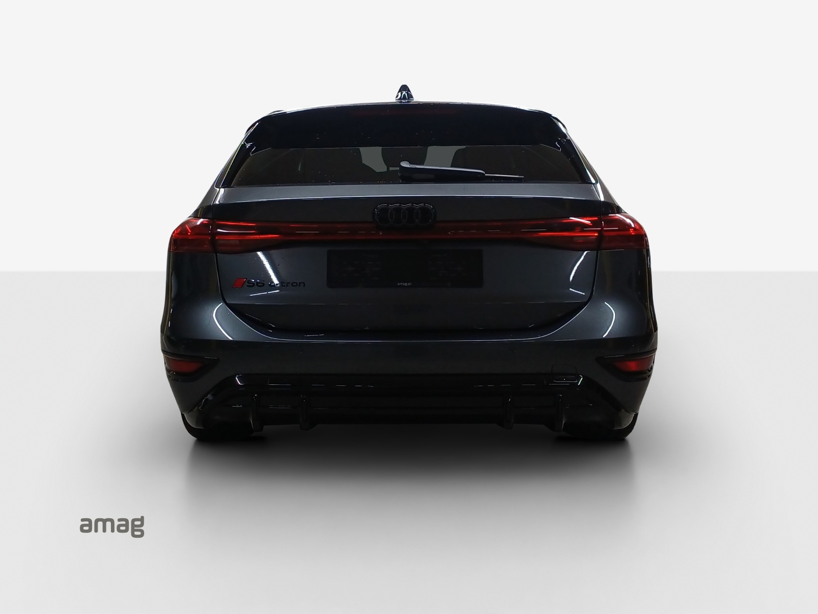 AUDI S6 Avant e-tron quattro-showroom-element-3