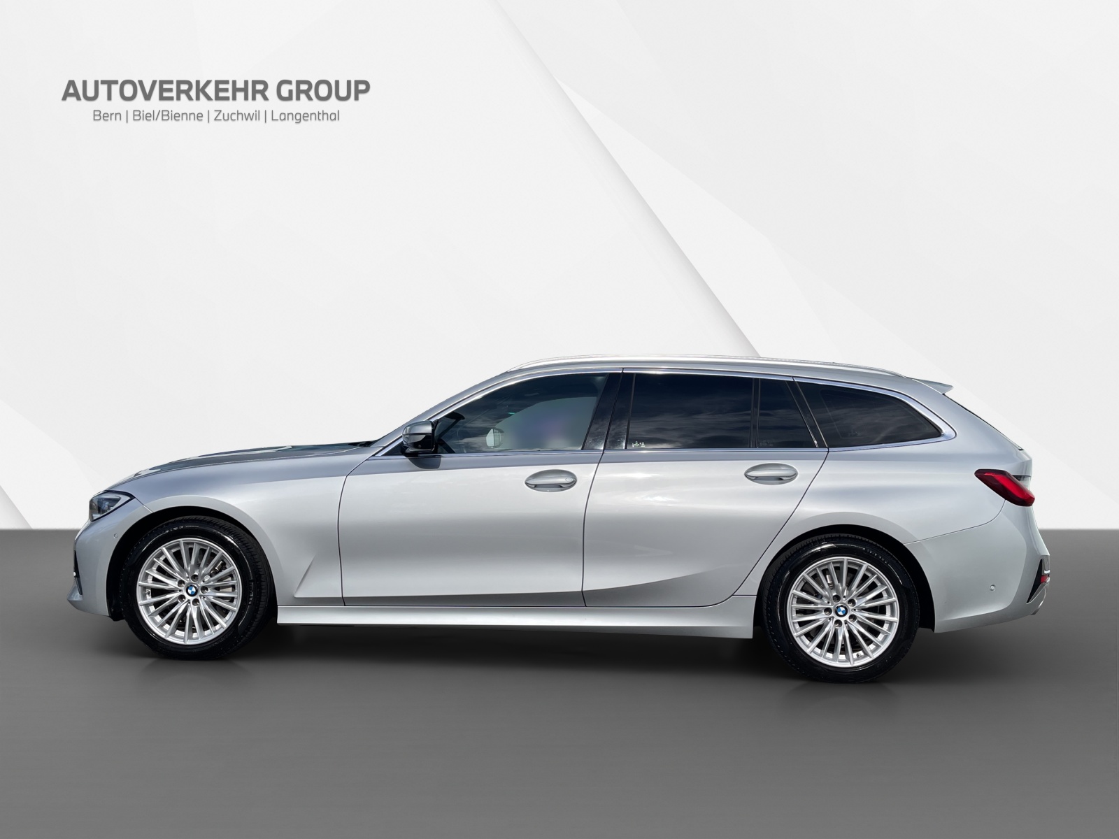 BMW 330d xDr. 48V Tour. Luxur-showroom-element-2