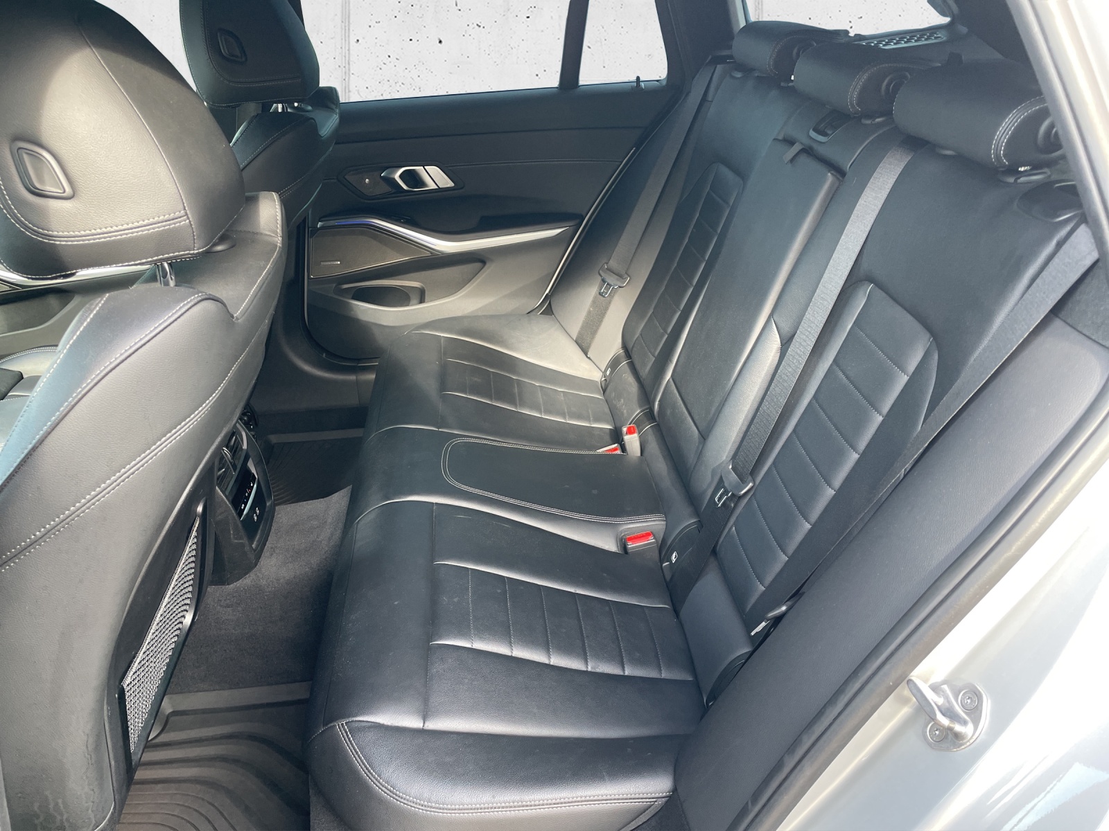BMW 330d xDr. 48V Tour. Luxur-image-13