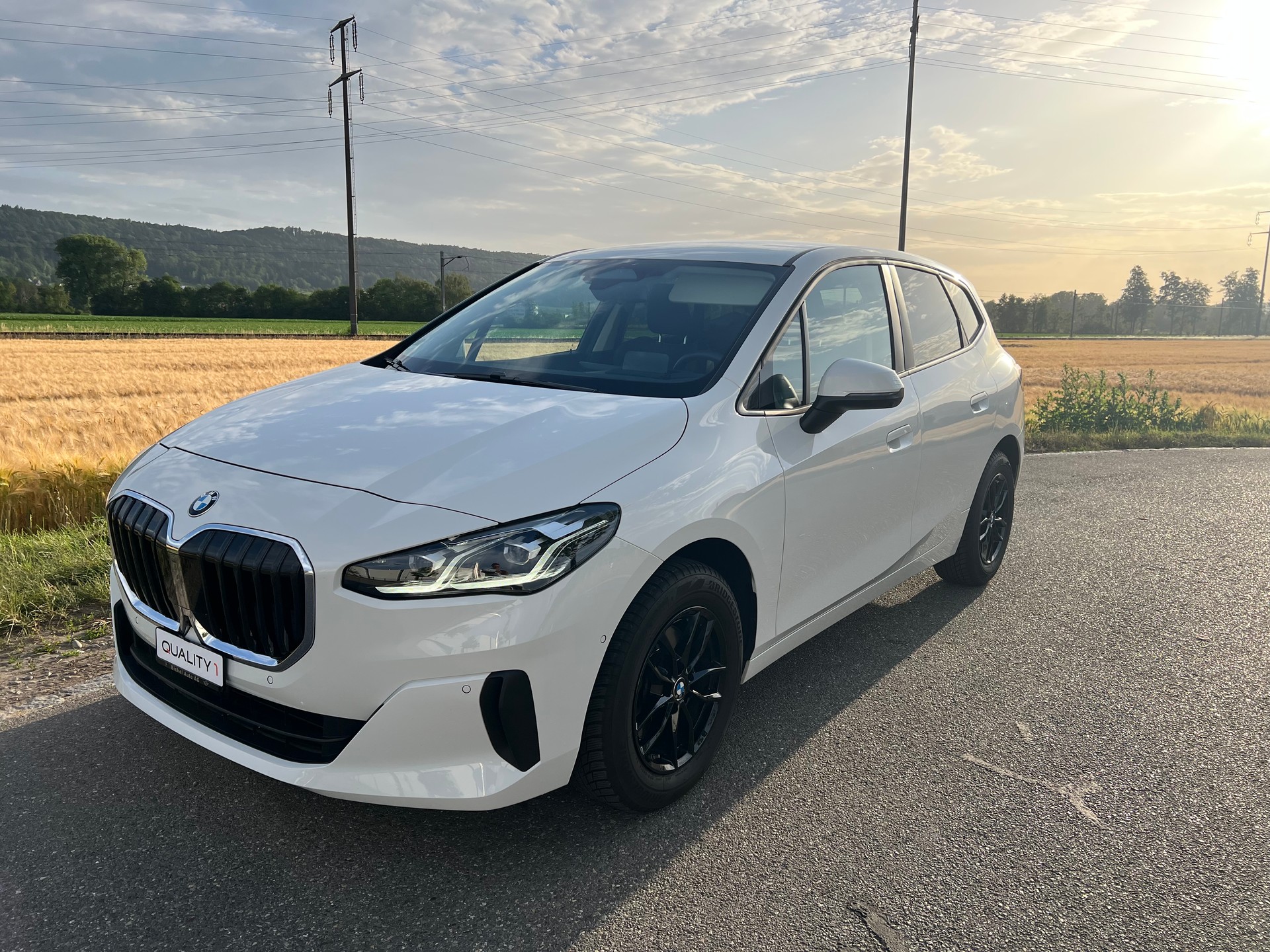 BMW 218d Active Tourer DKG- 360°-Kamera-showroom-element-3