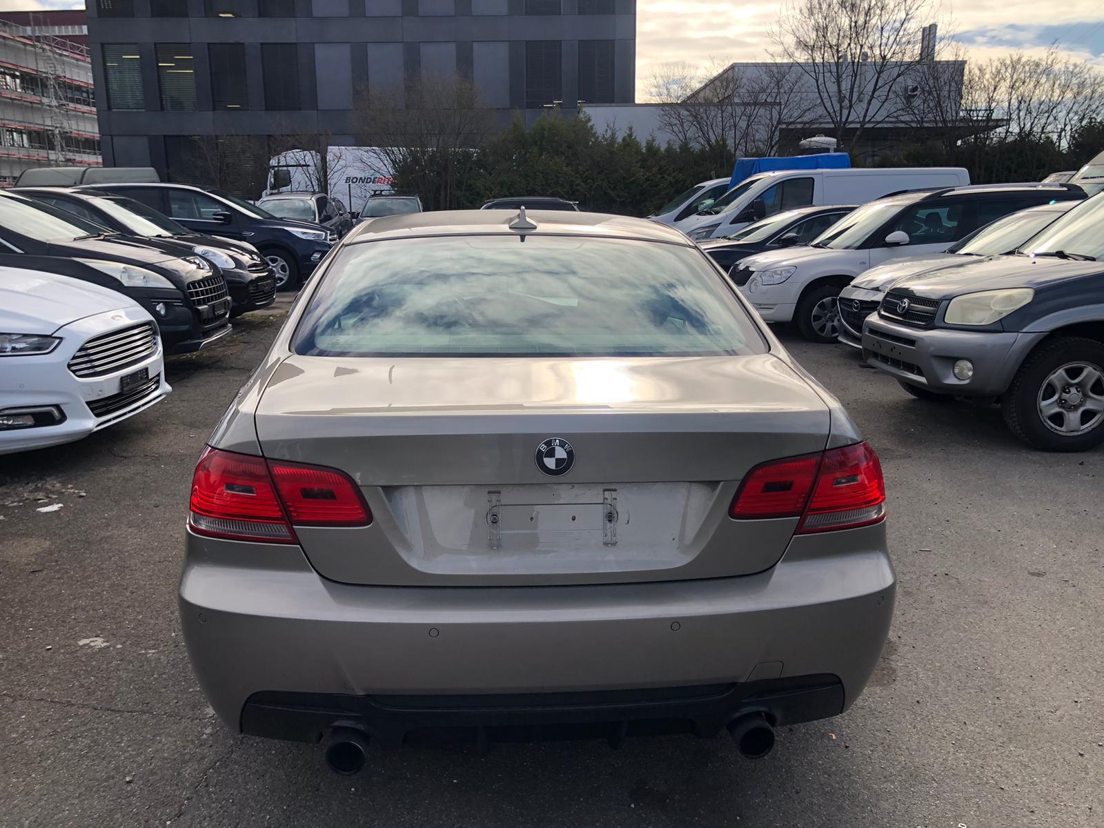 BMW 335i xDrive Coupé Steptronic-image-2