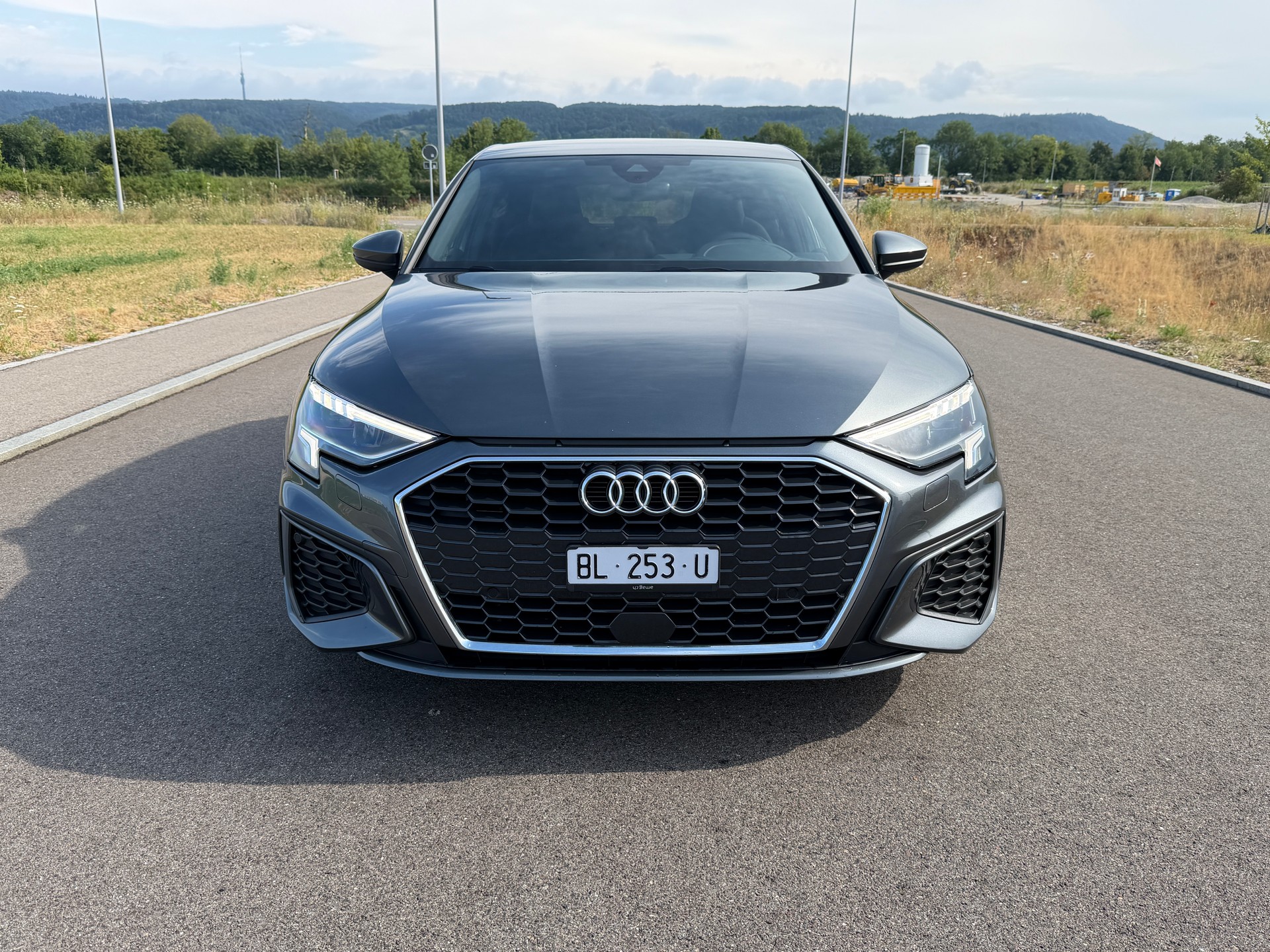AUDI A3 Sportback 35 TFSI S line Attraction S-tronic-showroom-element-3