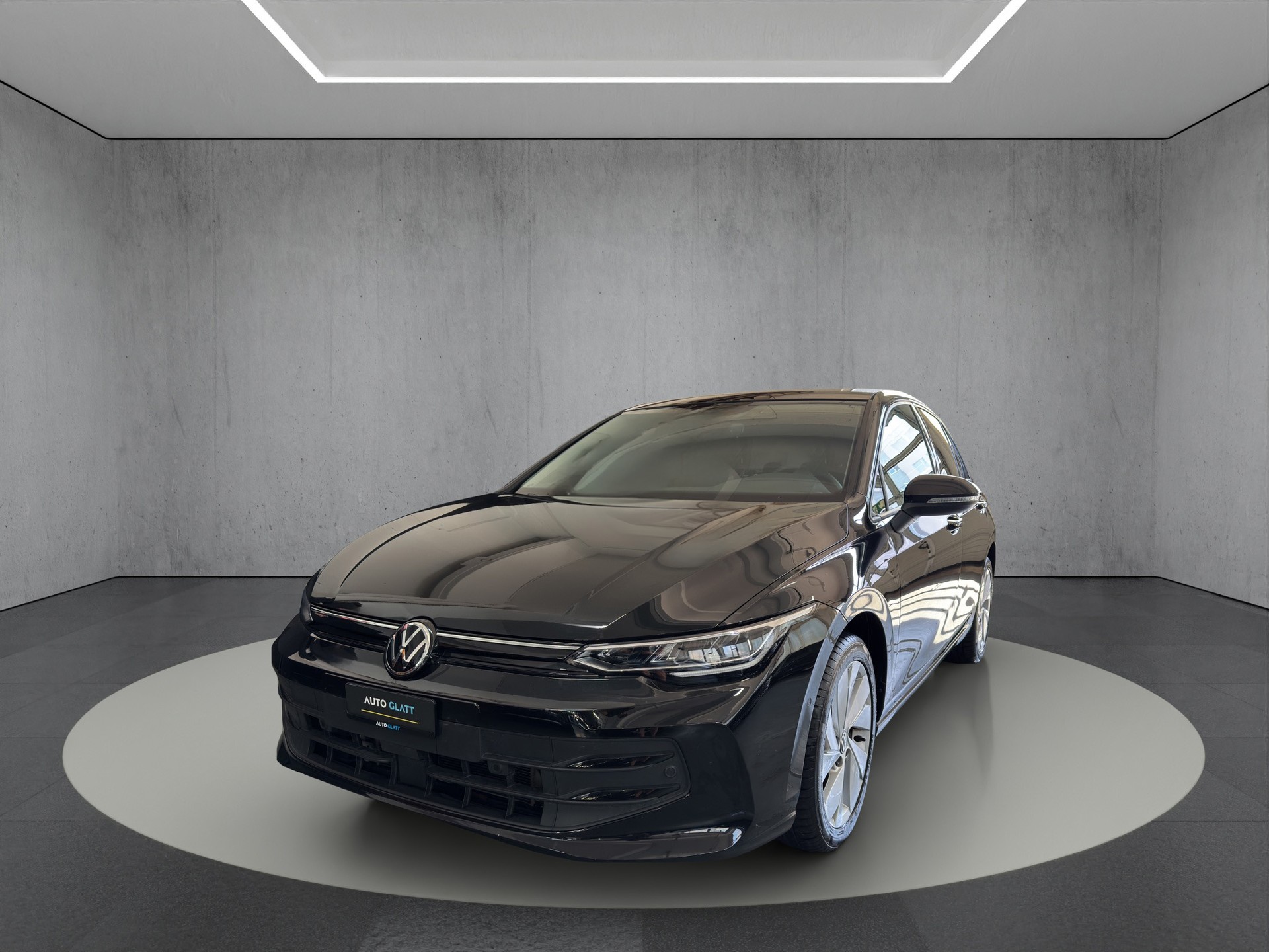 VW Golf 1.5 e TSI DSG Facelift "Panorama-RF.-Kamera"-image-24