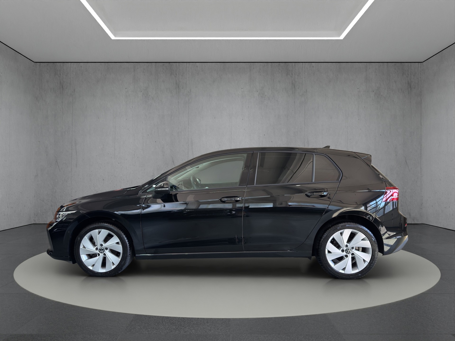 VW Golf 1.5 e TSI DSG Facelift "Panorama-RF.-Kamera"-showroom-element-2