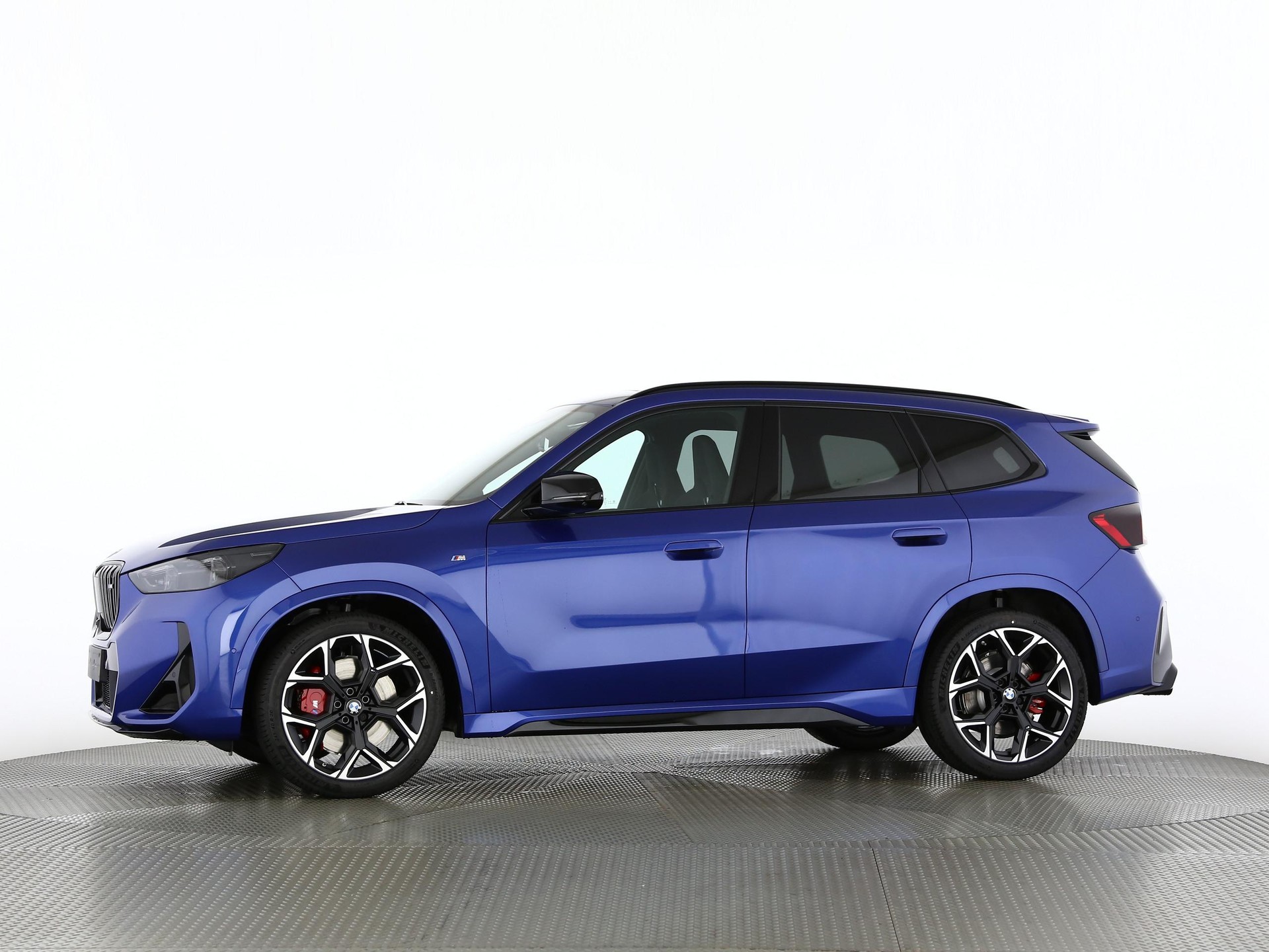 BMW X1 M35i-image-10