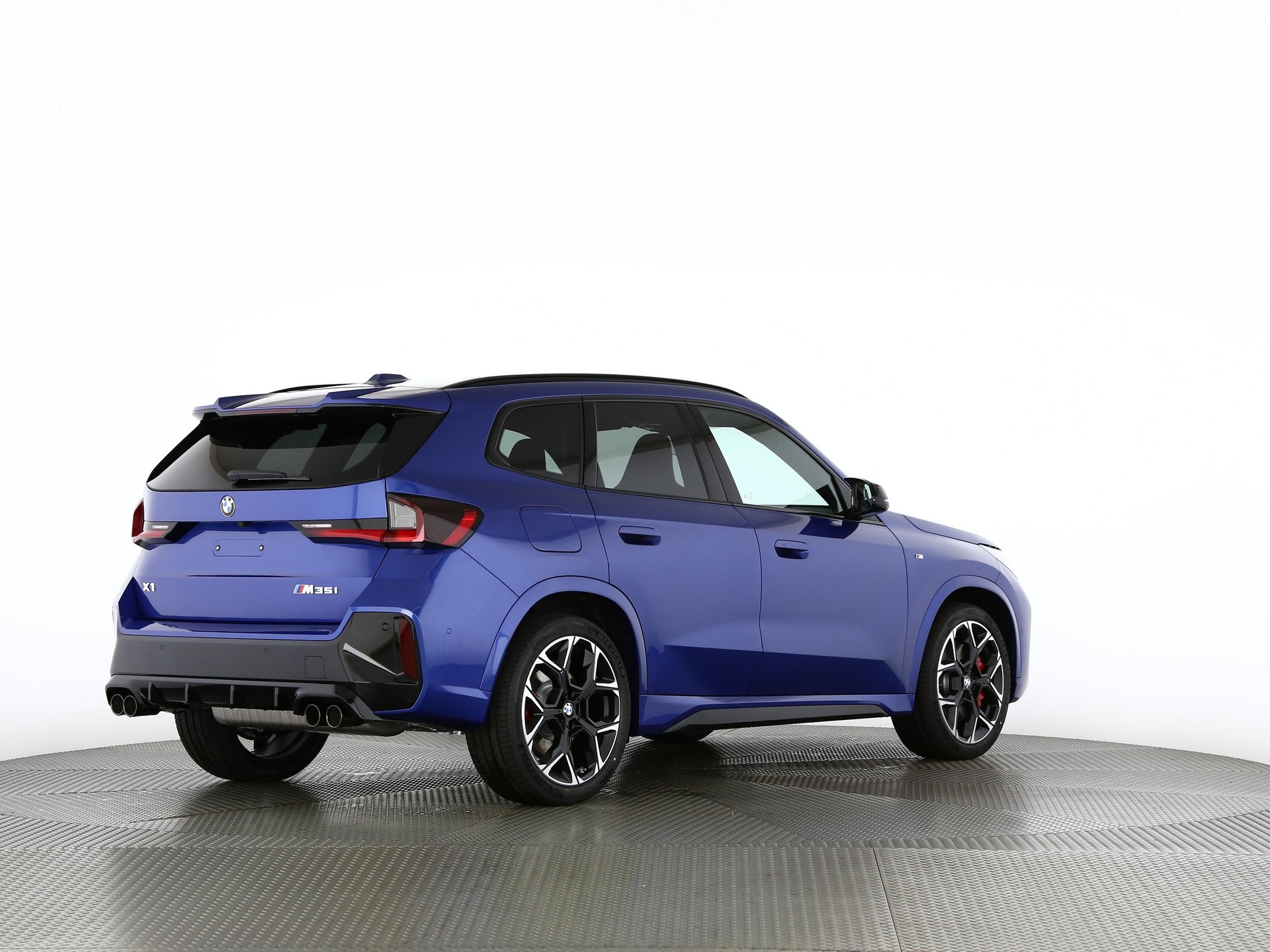 BMW X1 M35i-image-19