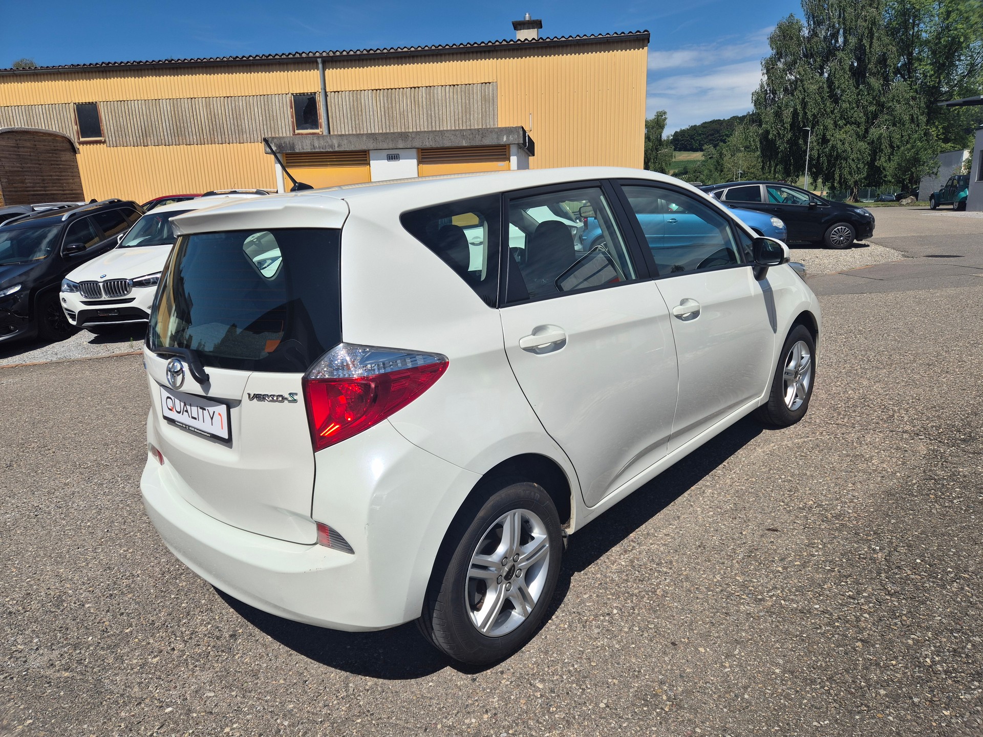 TOYOTA Verso-S 1.33 Linea Luna Multidrive S-showroom-element-2