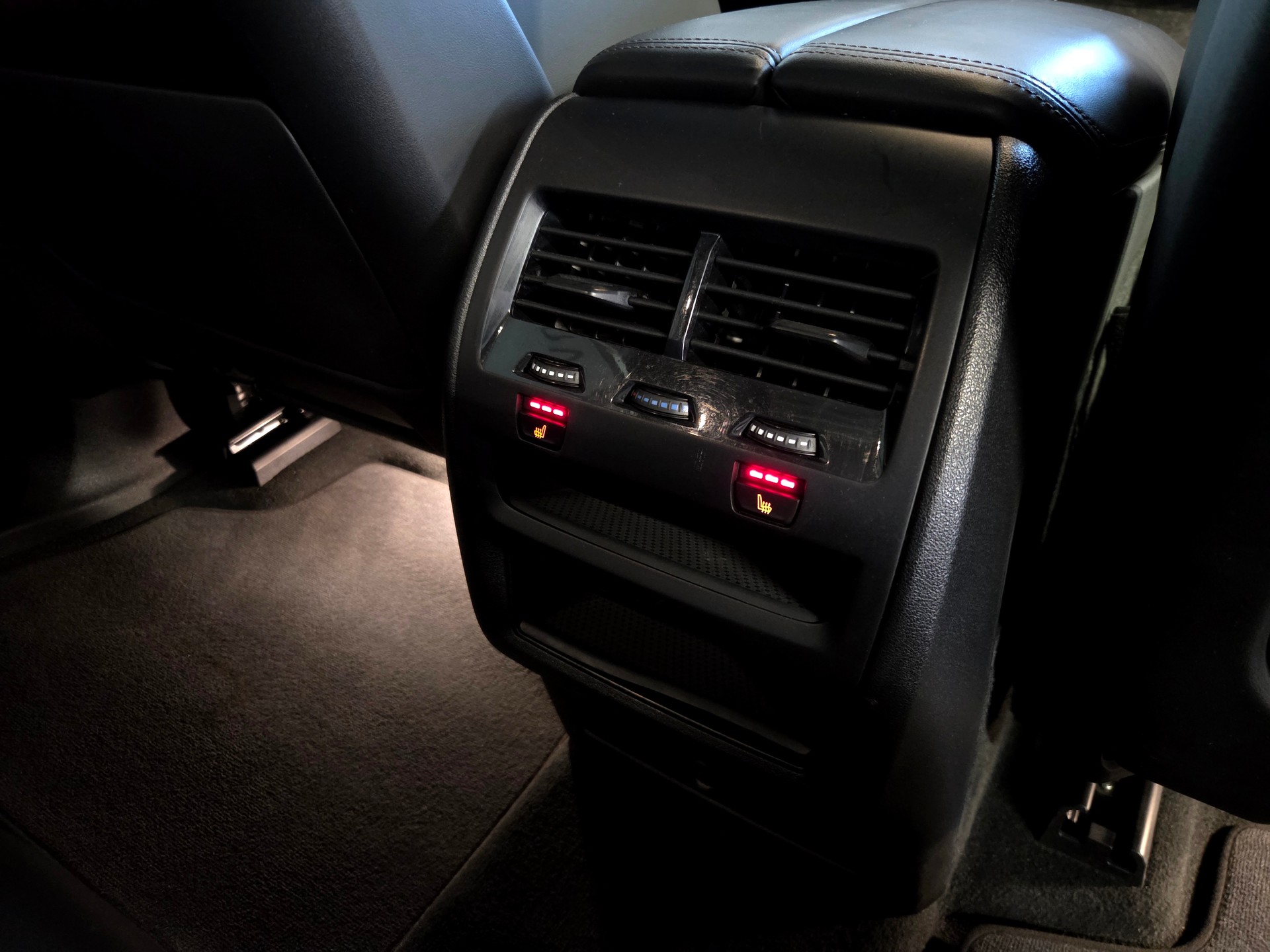 BMW X5 40d xDrive M-Sport-image-25