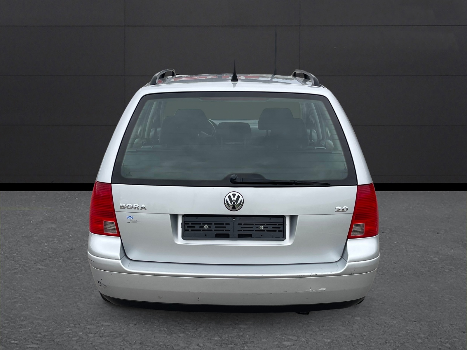 VW Bora Variant 2.0 Automat-image-6
