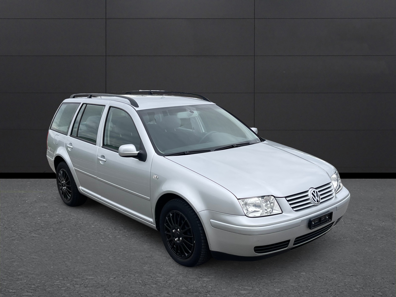 VW Bora Variant 2.0 Automat-showroom-element-2
