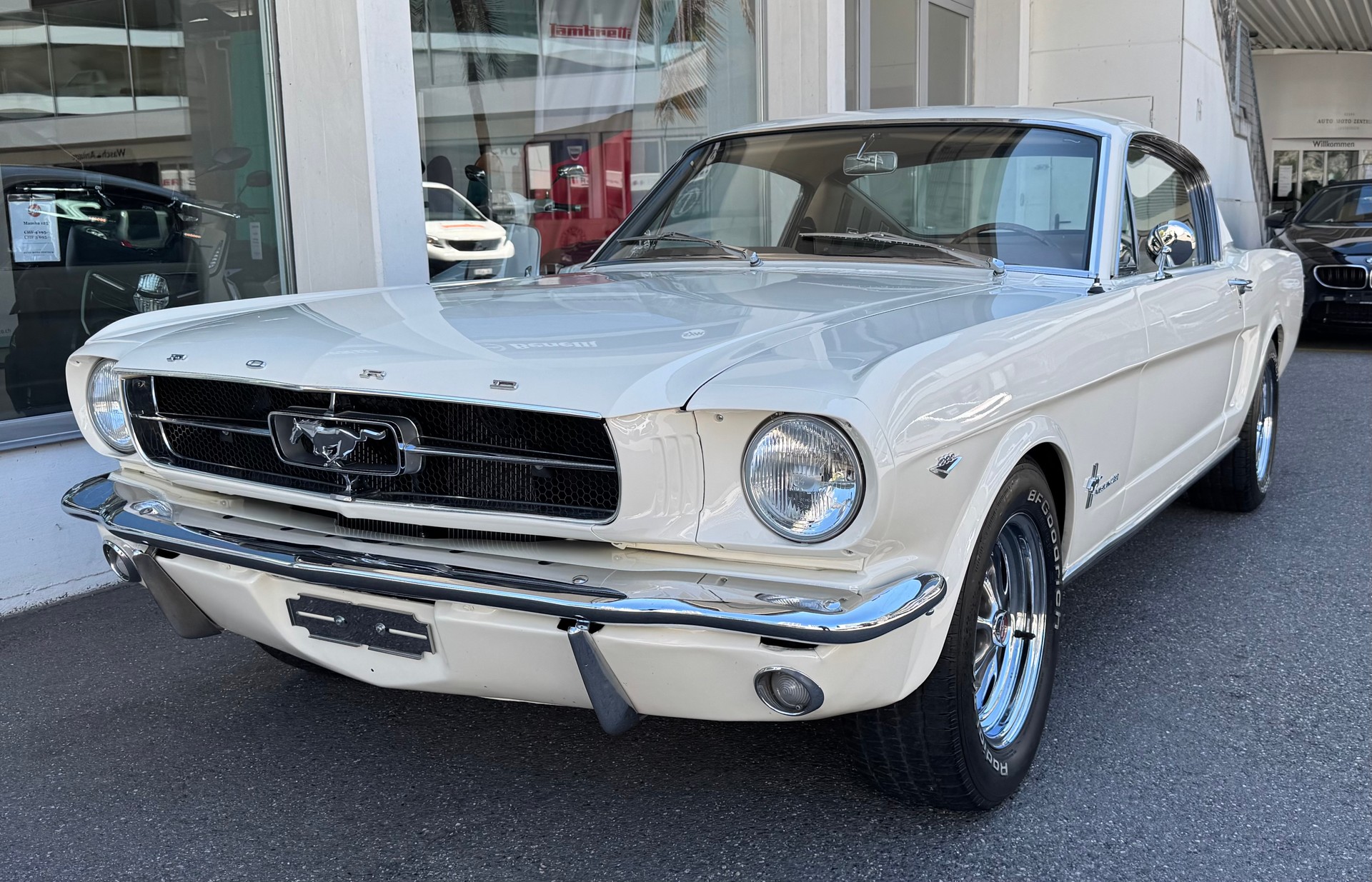 FORD V8 Fastback 302-image-9