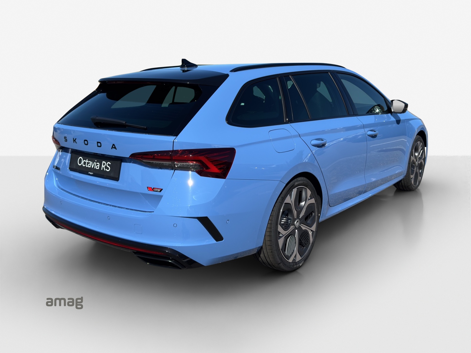 SKODA Octavia RS 30 Years Edition-image-4