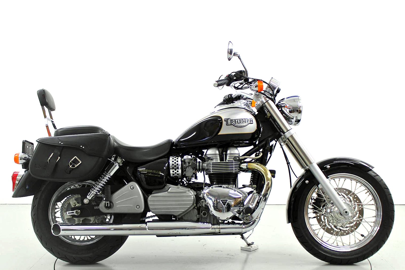 TRIUMPH Bonneville America-image-3