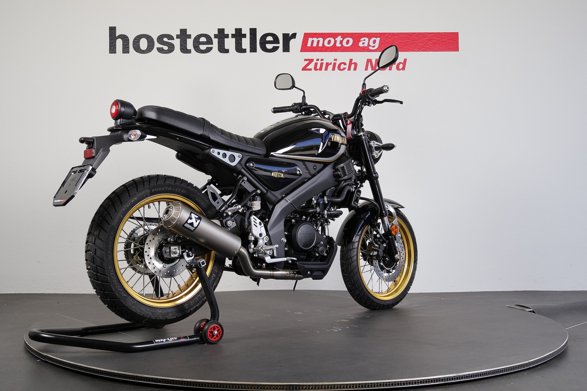 YAMAHA XSR 125 Legacy-image-2