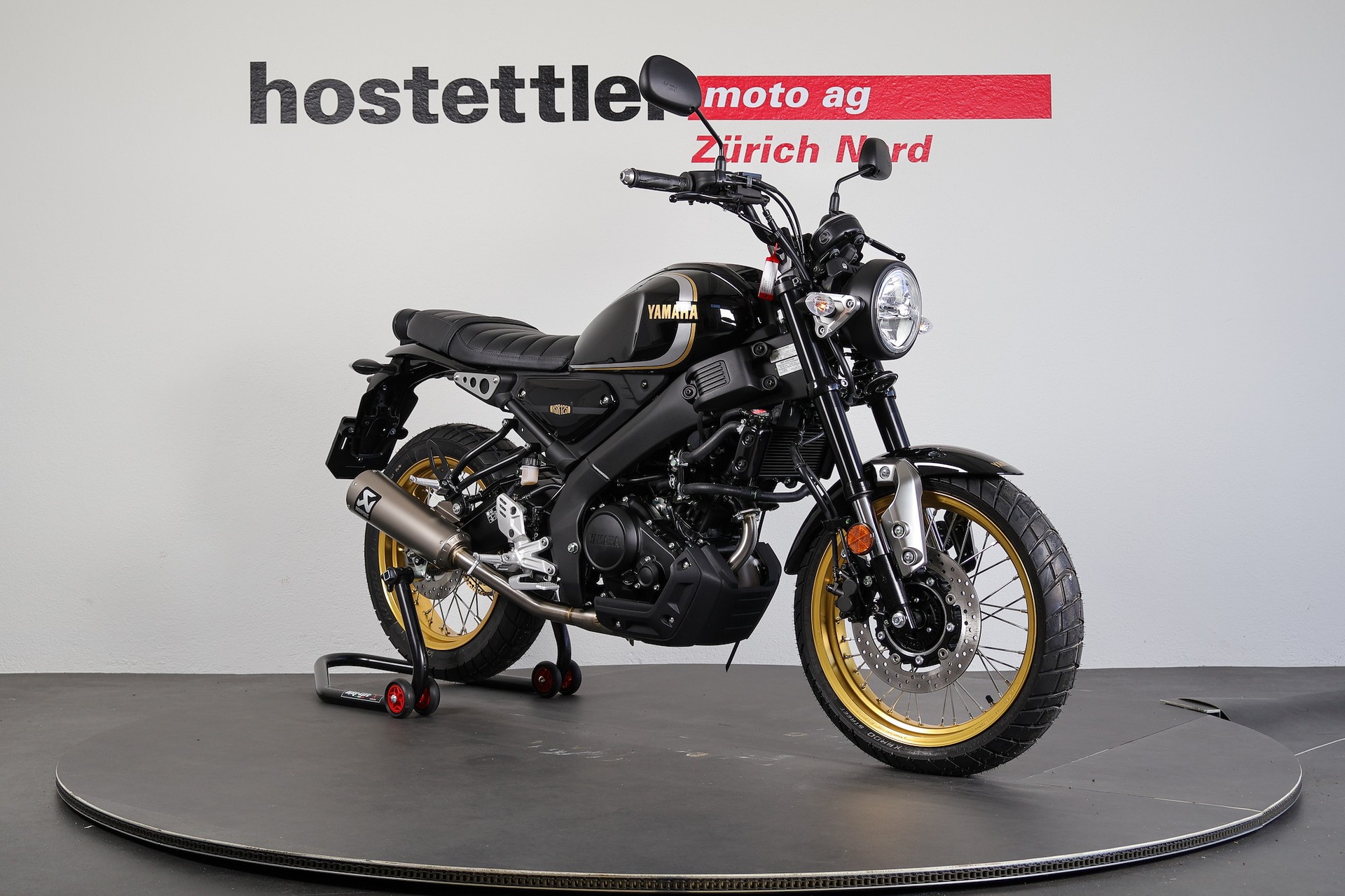YAMAHA XSR 125 Legacy-image-0