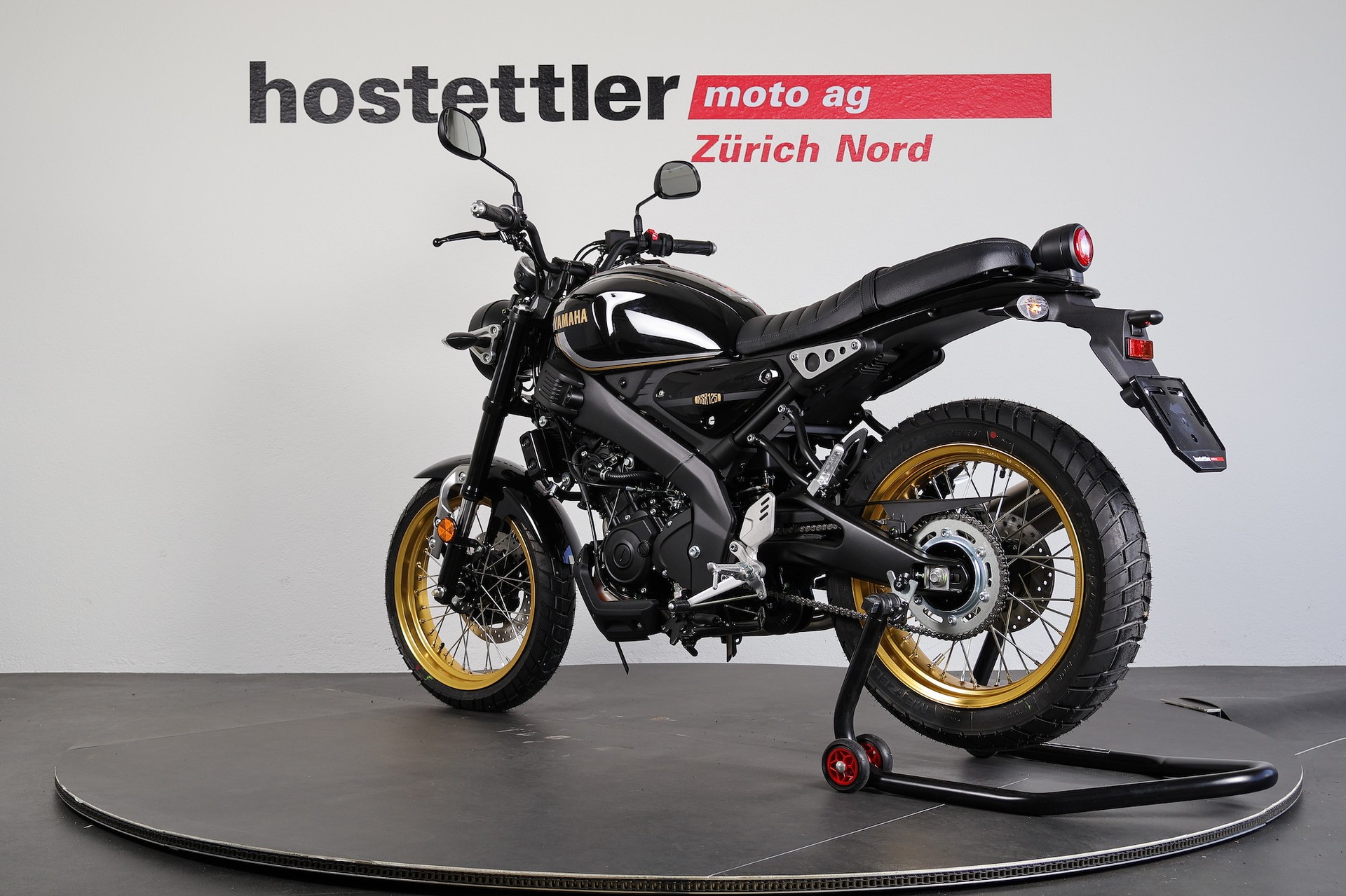 YAMAHA XSR 125 Legacy-image-3