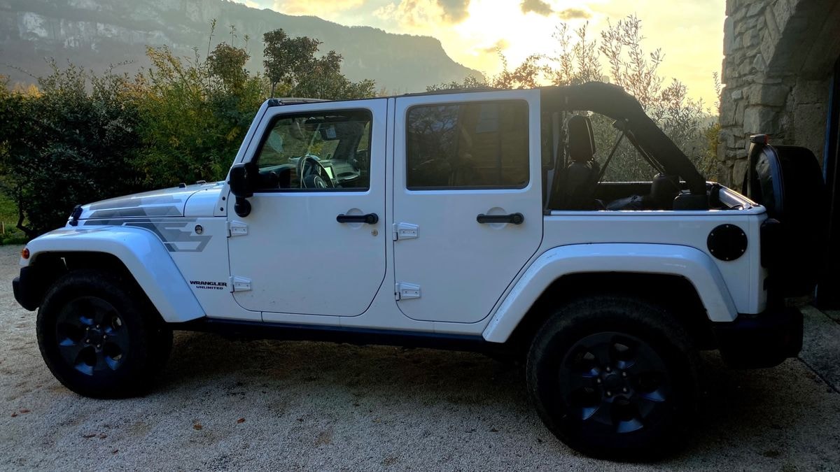 JEEP Wrangler 2.8CRD Unlimited 75th Anniversary Automat-image-6
