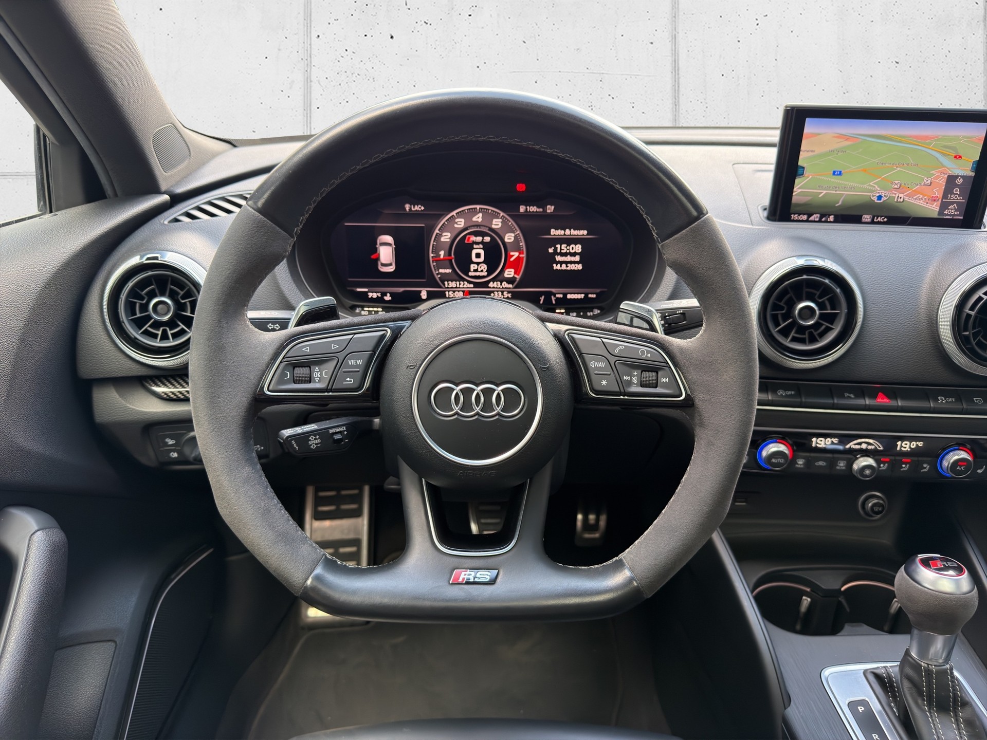 AUDI RS3 Sportback 2.5 TSI quattro S-tronic-image-14