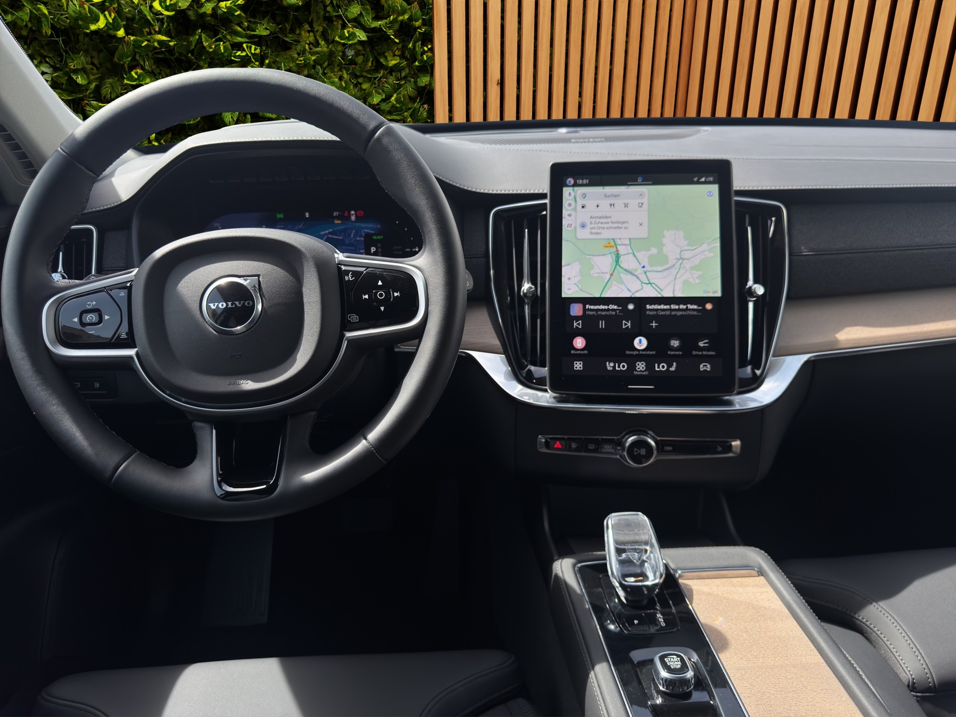 VOLVO XC90 2.0 T8 TE Plus Dark eAWD-image-9