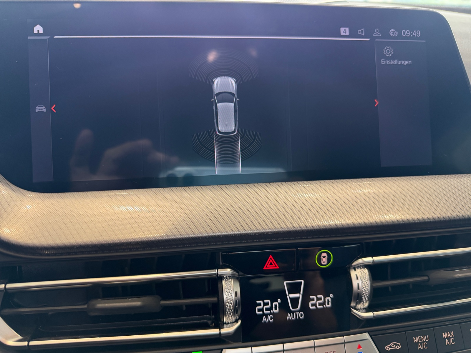 BMW M135i xDrive M Sport Pro Steptronic-image-16