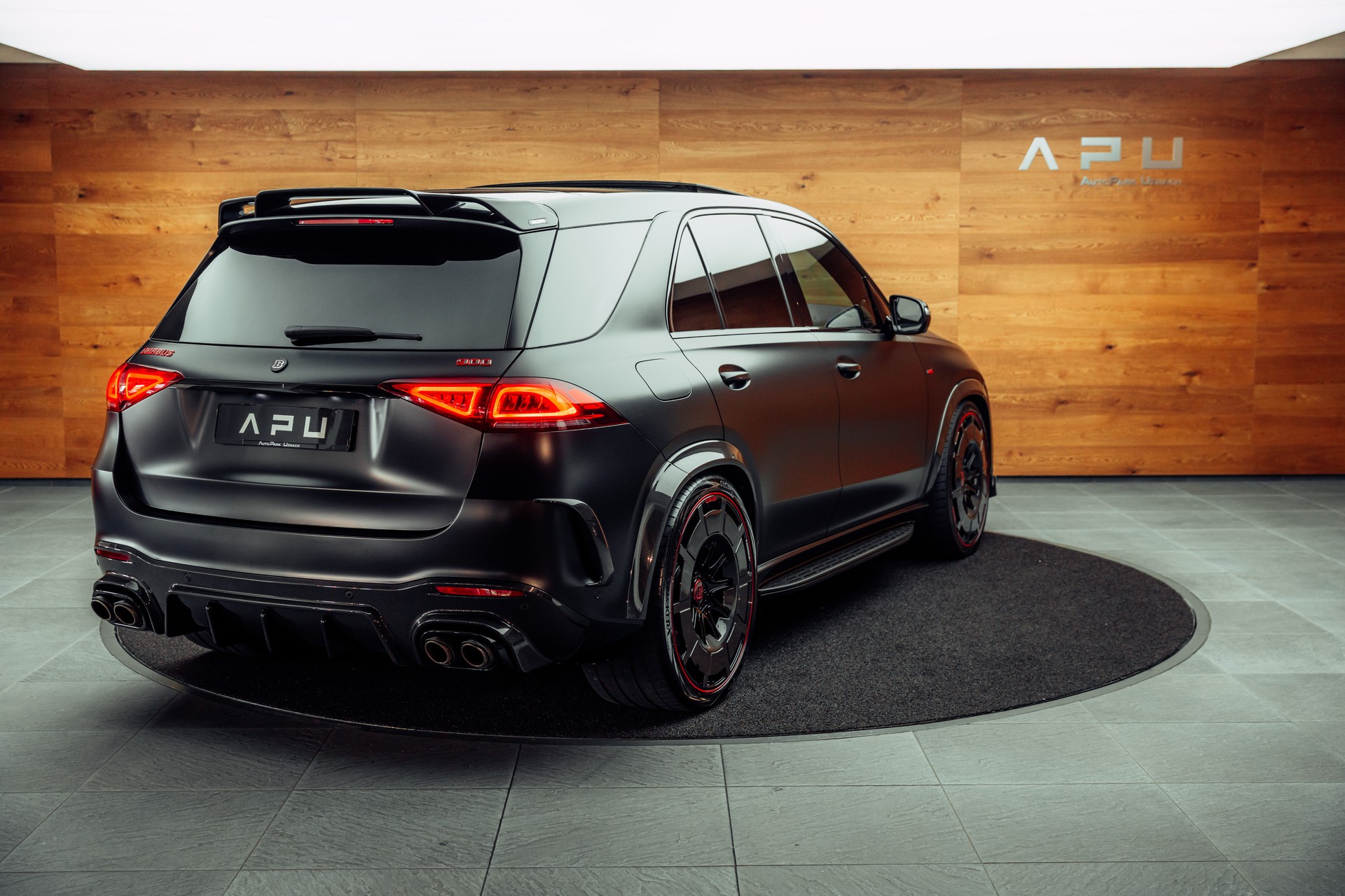 MERCEDES-BENZ GLE 63 S AMG 4Matic + 9G-Speedshift BRABUS-showroom-element-1
