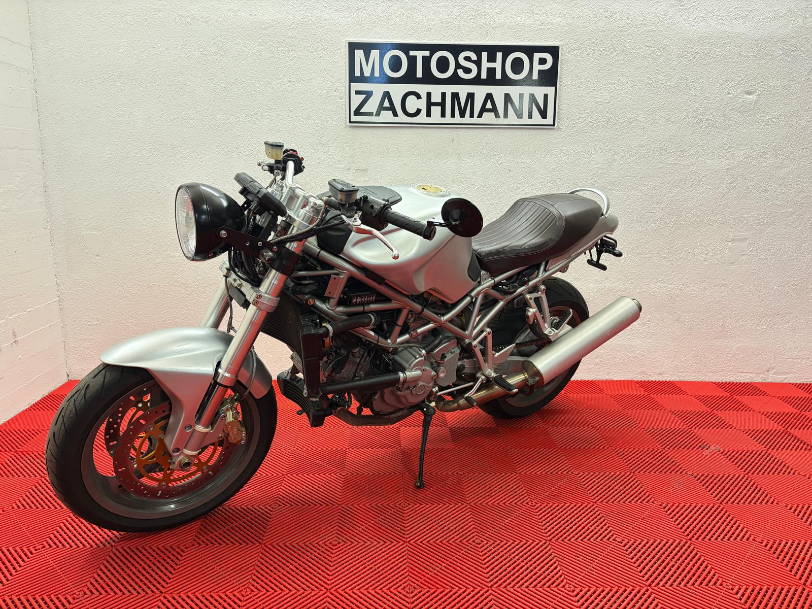 DUCATI ST3 Café Racer-image-2