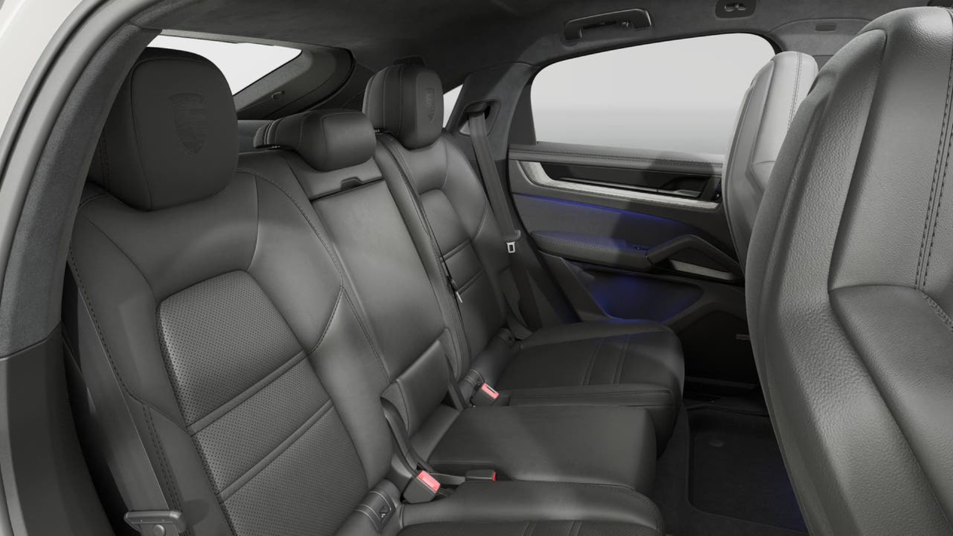 PORSCHE Cayenne GTS Coupé-image-12