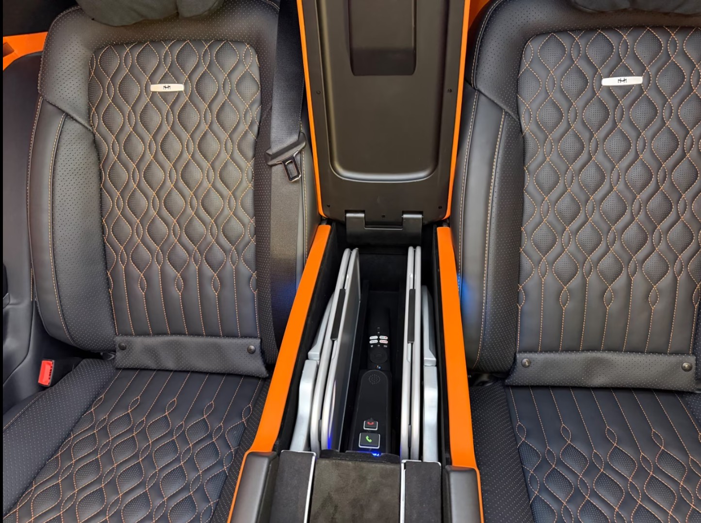 MERCEDES-BENZ V 300 d Extra-Lang 4matic Exclusive FALCON ST. MORITZ V.I.P-image-21