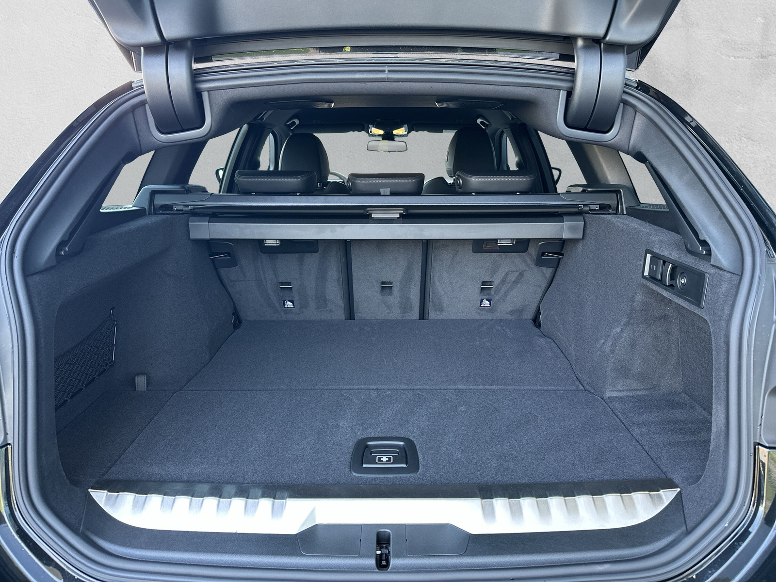 BMW 330e xDrive Steptronic M Sport **Action de leasing à 0.0%**-image-9