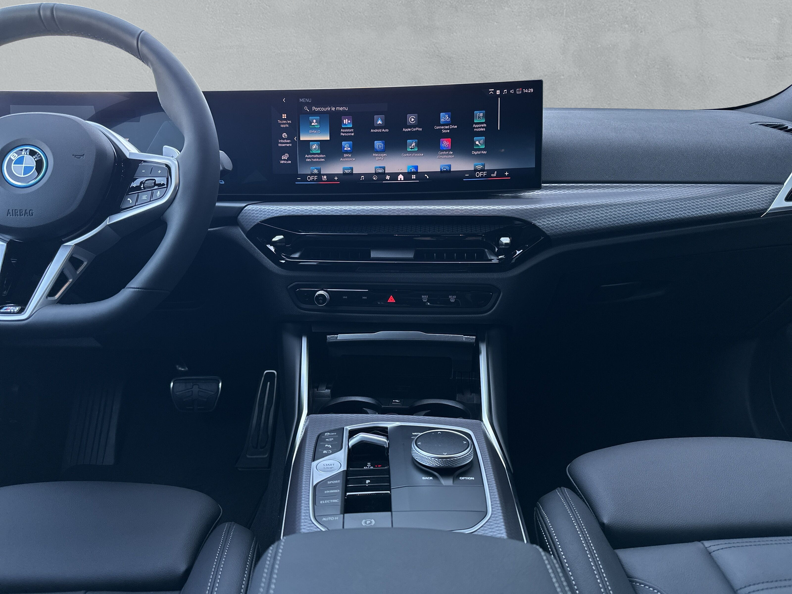 BMW 330e xDrive Steptronic M Sport **Action de leasing à 0.0%**-image-13