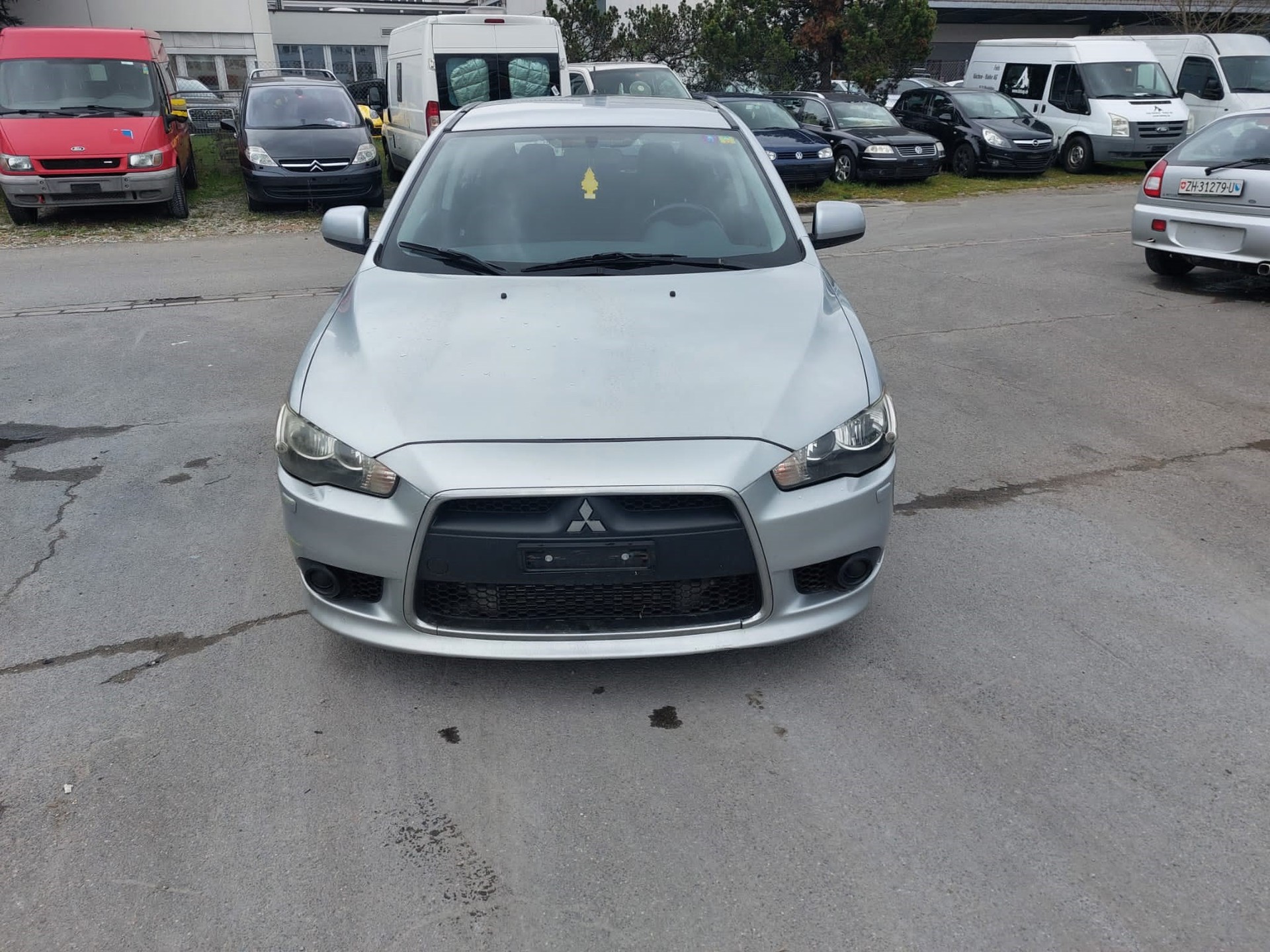 MITSUBISHI Lancer Sportback 2.0 DID Intense-showroom-element-2